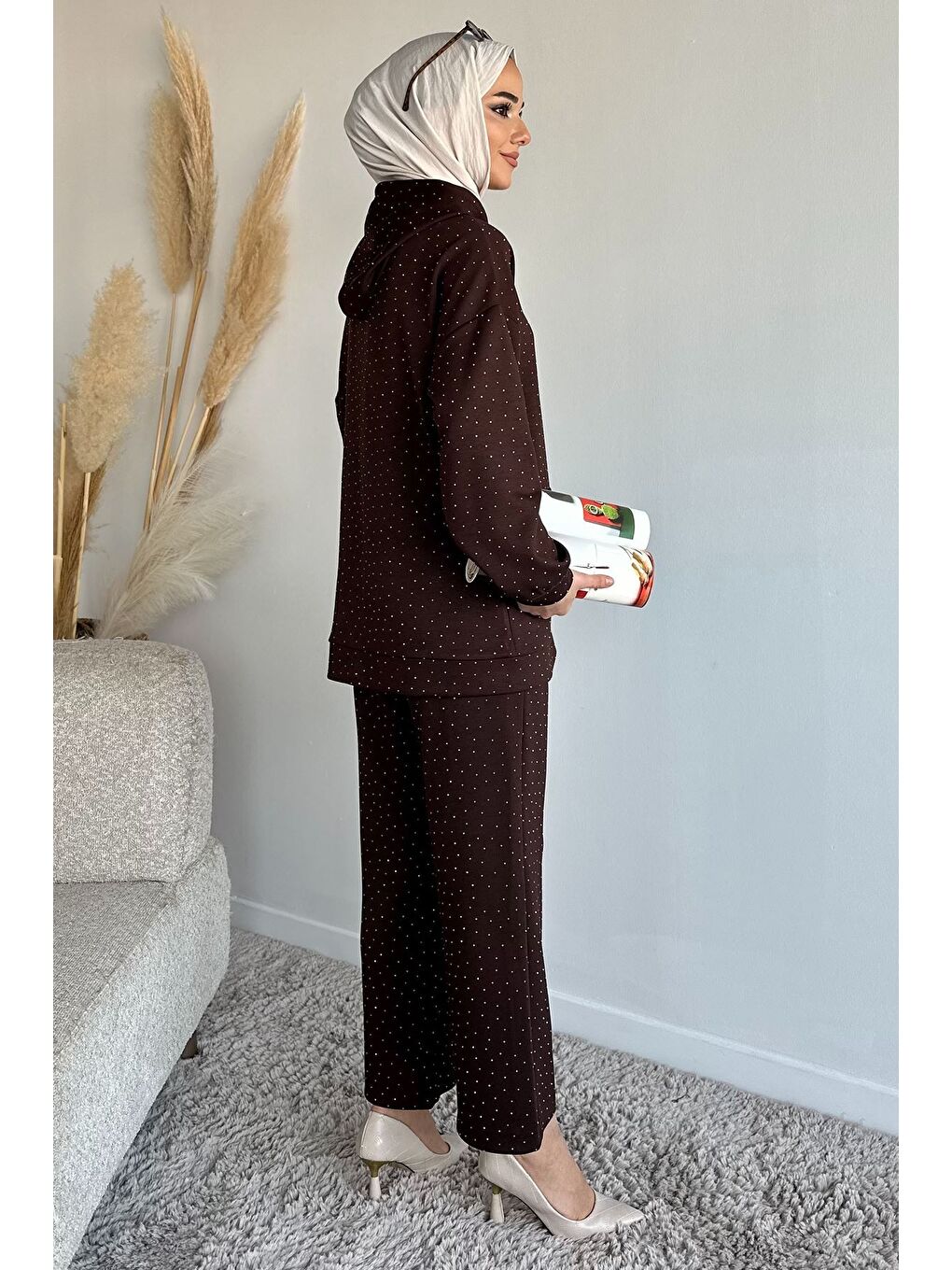 Kahverengi Kapüşonlu Taşlı Hırka Pantolon Tesettür İkili Takım-4