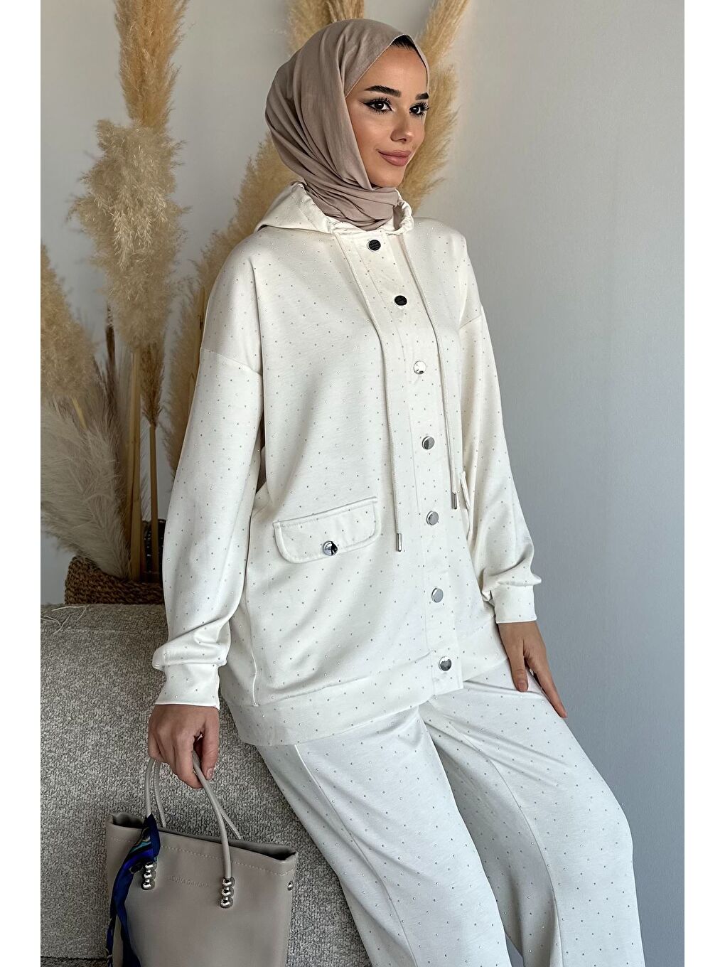 Ekru Kapüşonlu Taşlı Hırka Pantolon Tesettür İkili Takım-5