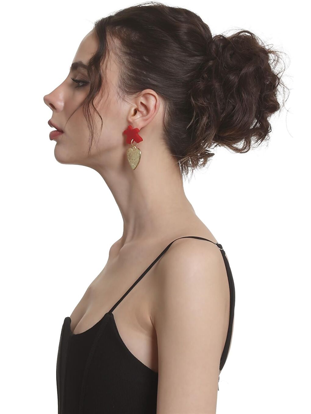 Karışık Kadın Altın Renk Lak Kaplama Çivili Model Aşkın Ateşi Tasarım Küpe-5