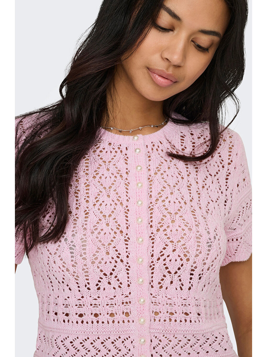 Pembe Onlelke Pamuklu Cropped Fit İnci Süslemeli Bisiklet Yaka Kadın Triko 15363050-3