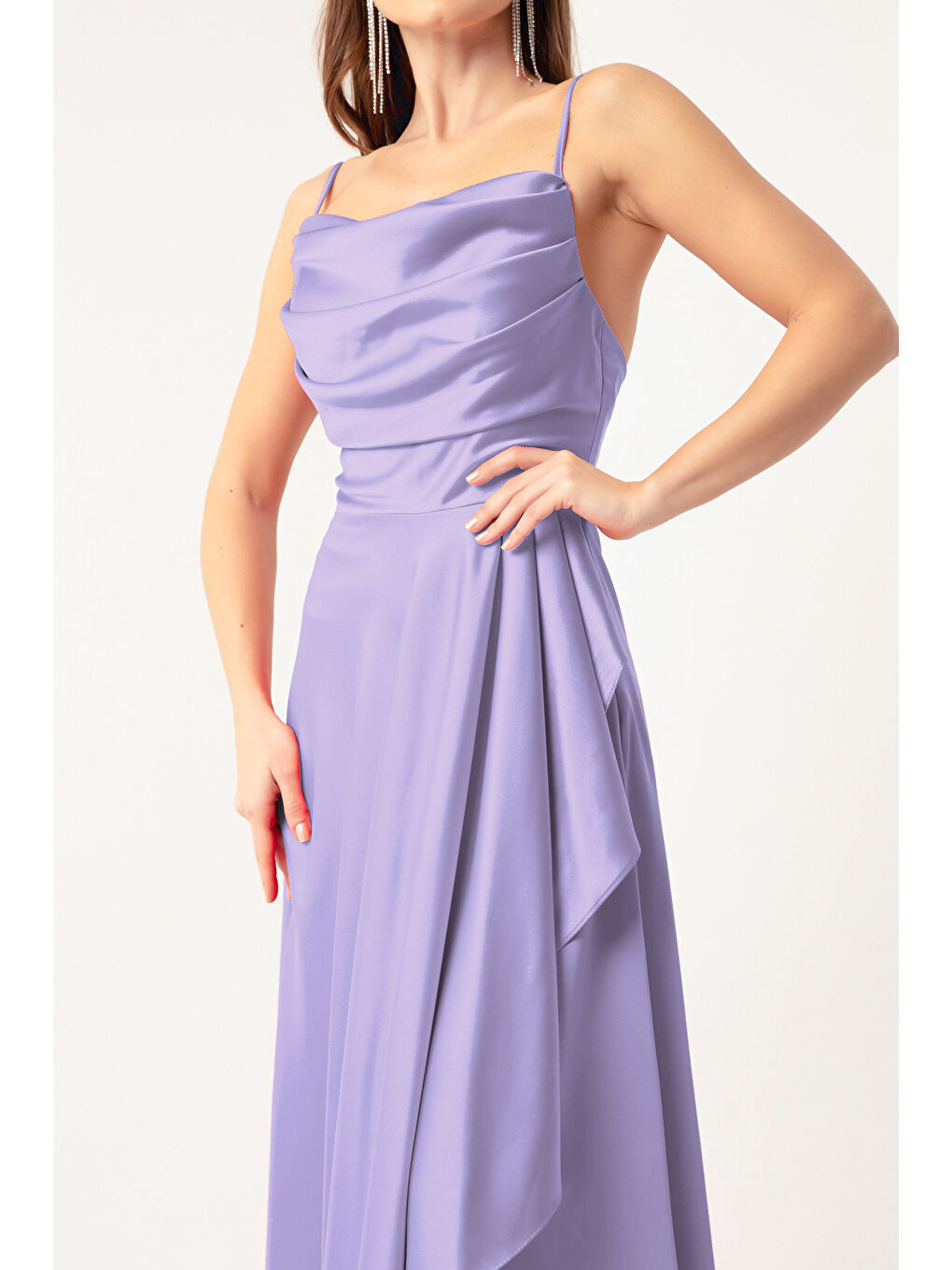 Kadın Lila Volanlı Yırtmaçlı Saten Midi Boy Abiye & Mezuniyet Elbisesi-3