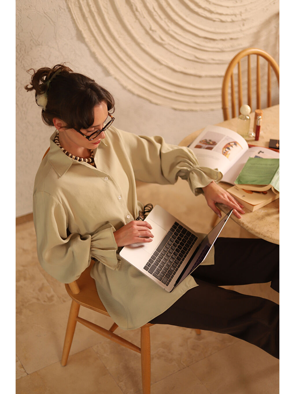 Yeşil Kolu Gipeli Modal Gömlek Adaçayı