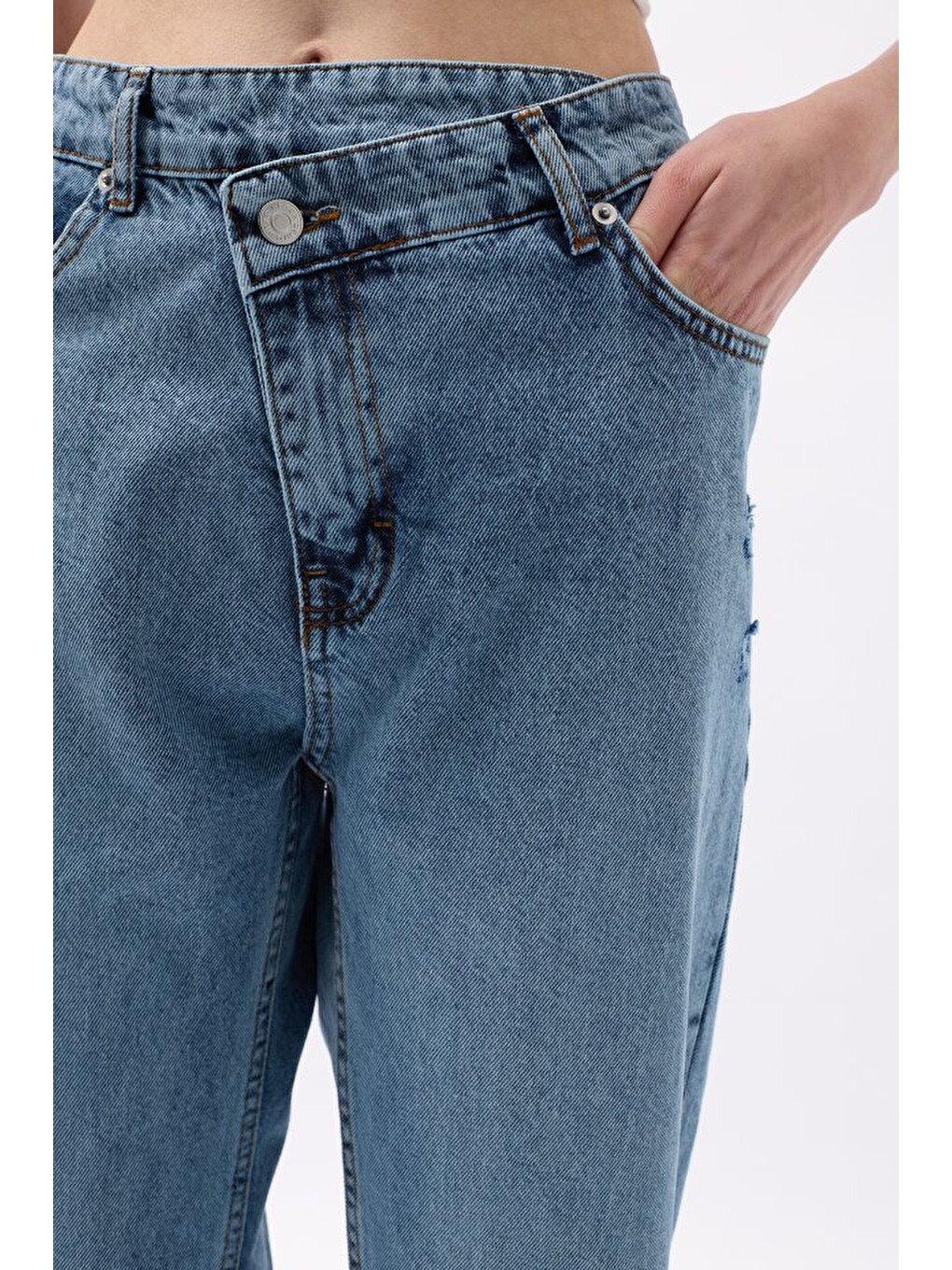 Mavi Asimetrik Bel Paça Yırtmaçlı Jean-3