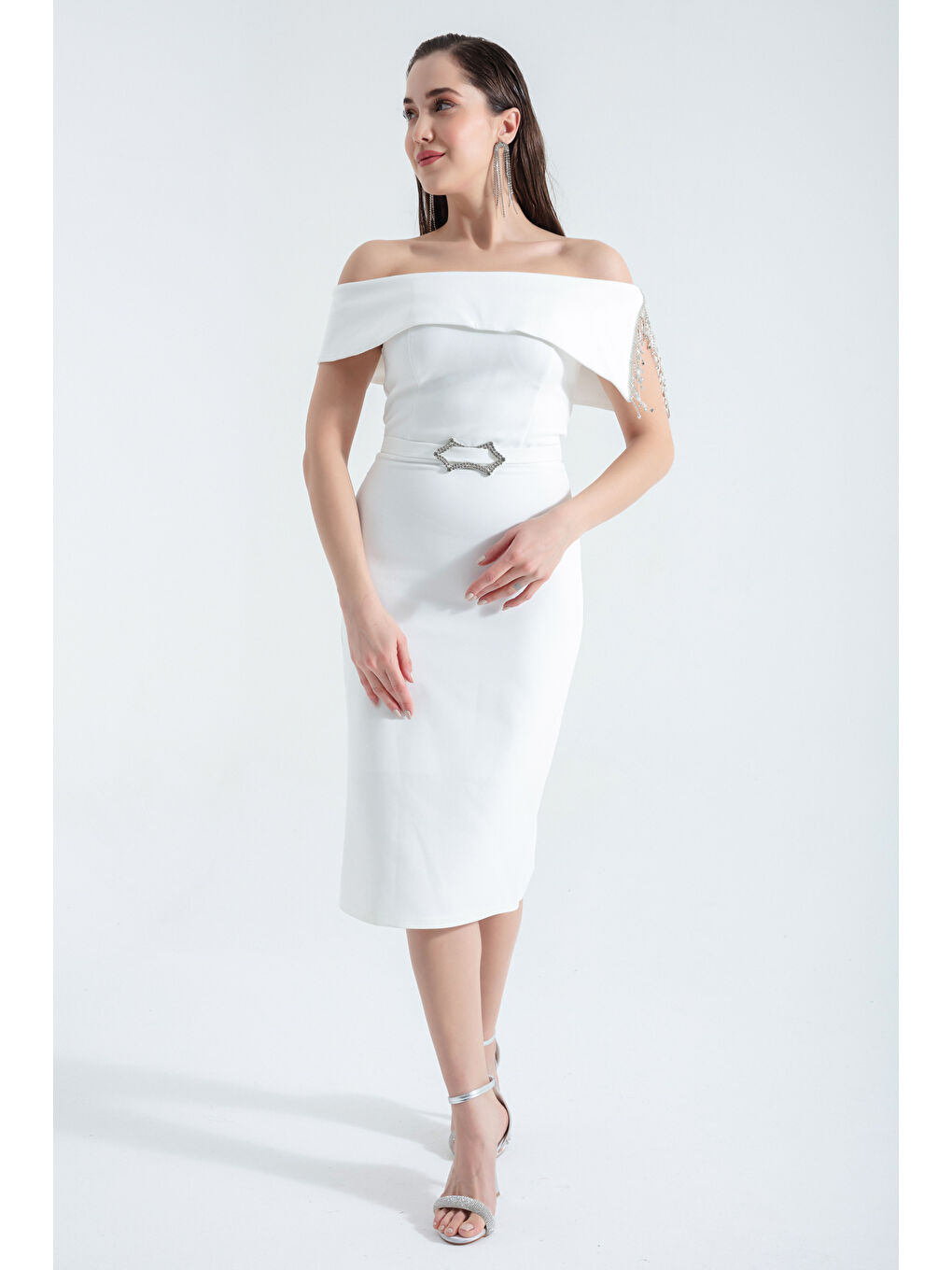 Kadın Beyaz Kayık Yaka Taşlı Kemerli Midi Abiye-1