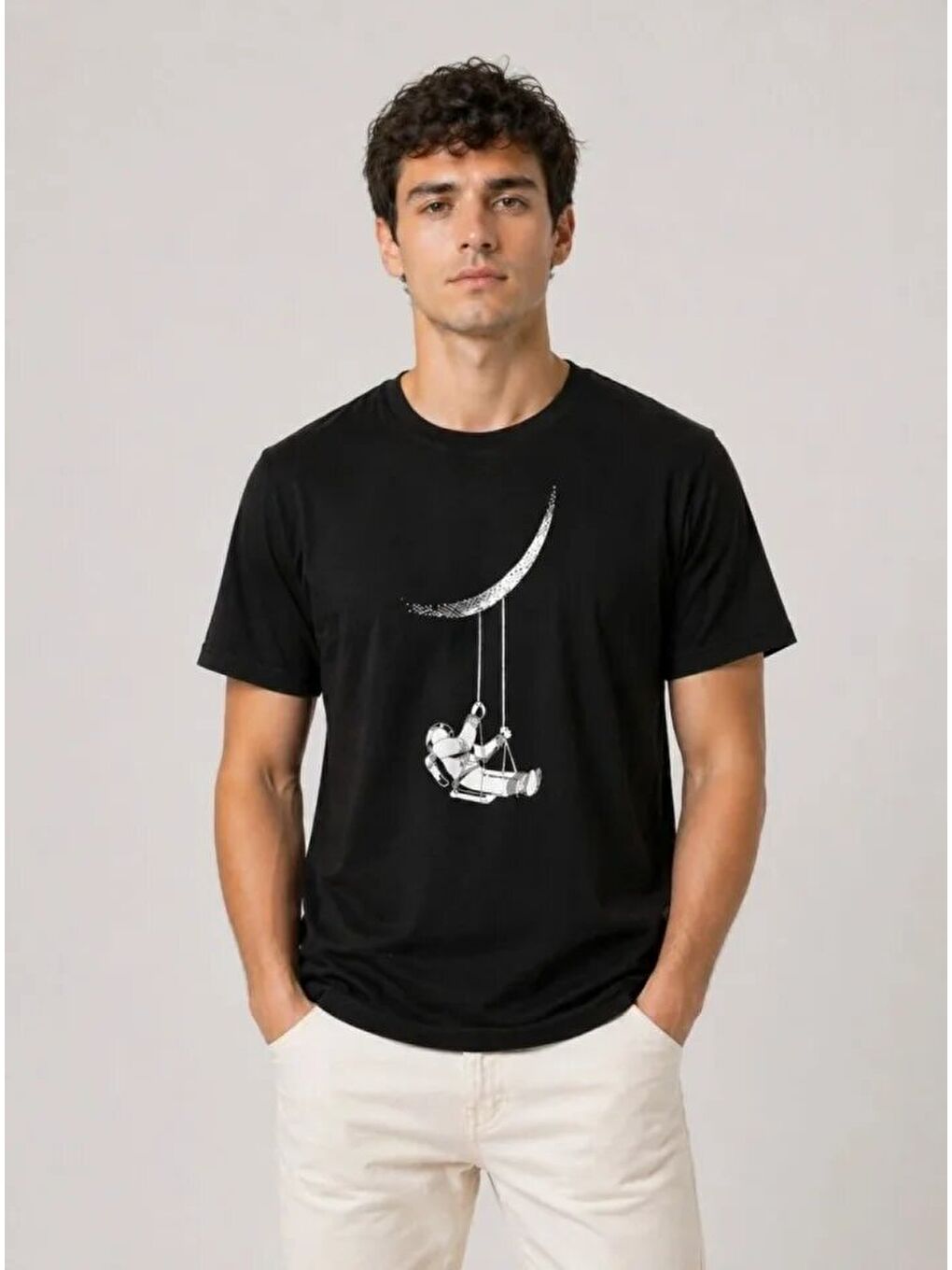 Siyah Erkek Astronot Ay Temalı Tişört-1