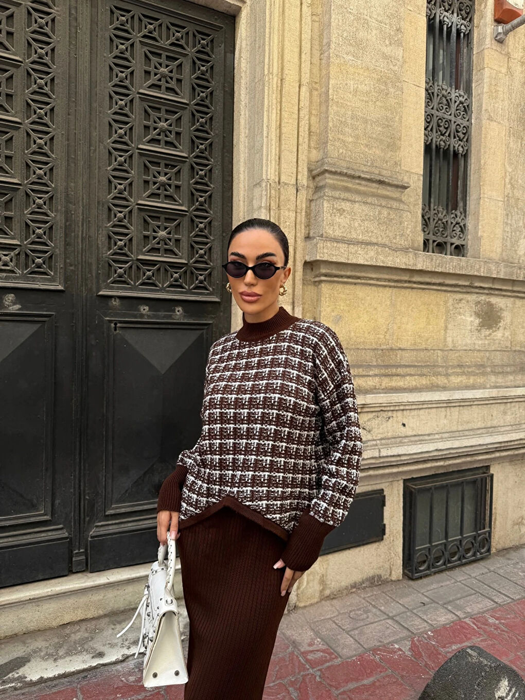 Kahverengi Ekose Desenli Kazak ve Elbise Triko Takım Kahve-3