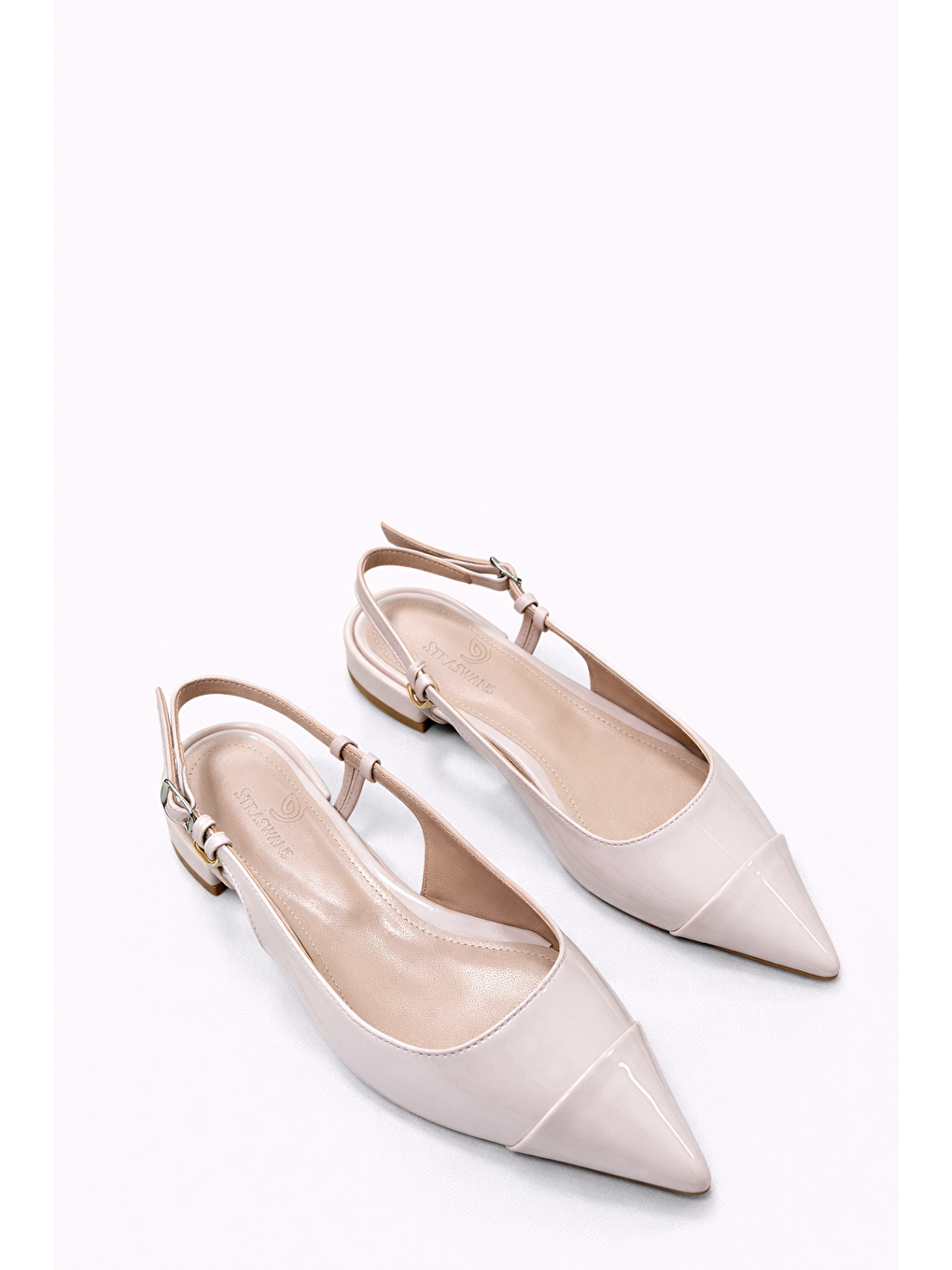 Hubert Kadın Topuklu Rugan Ayakkabı Bej