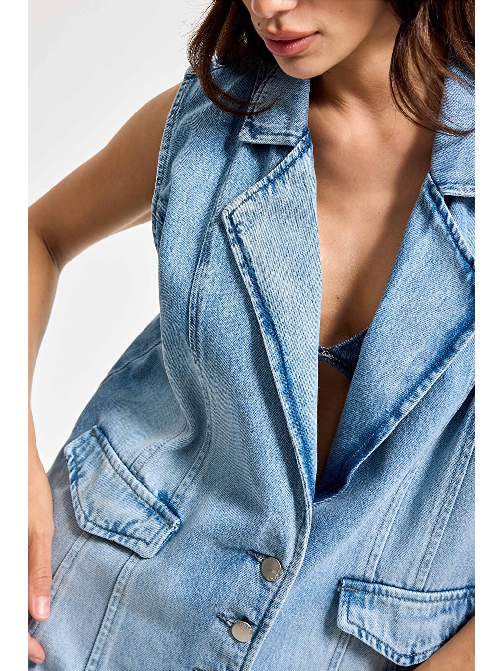 Mavi Kadın Ice Jean Rengi 4s6-27 Önü Düğmeli Yakalı Sıfır Kol Maxi Boy Denim Yelek-2