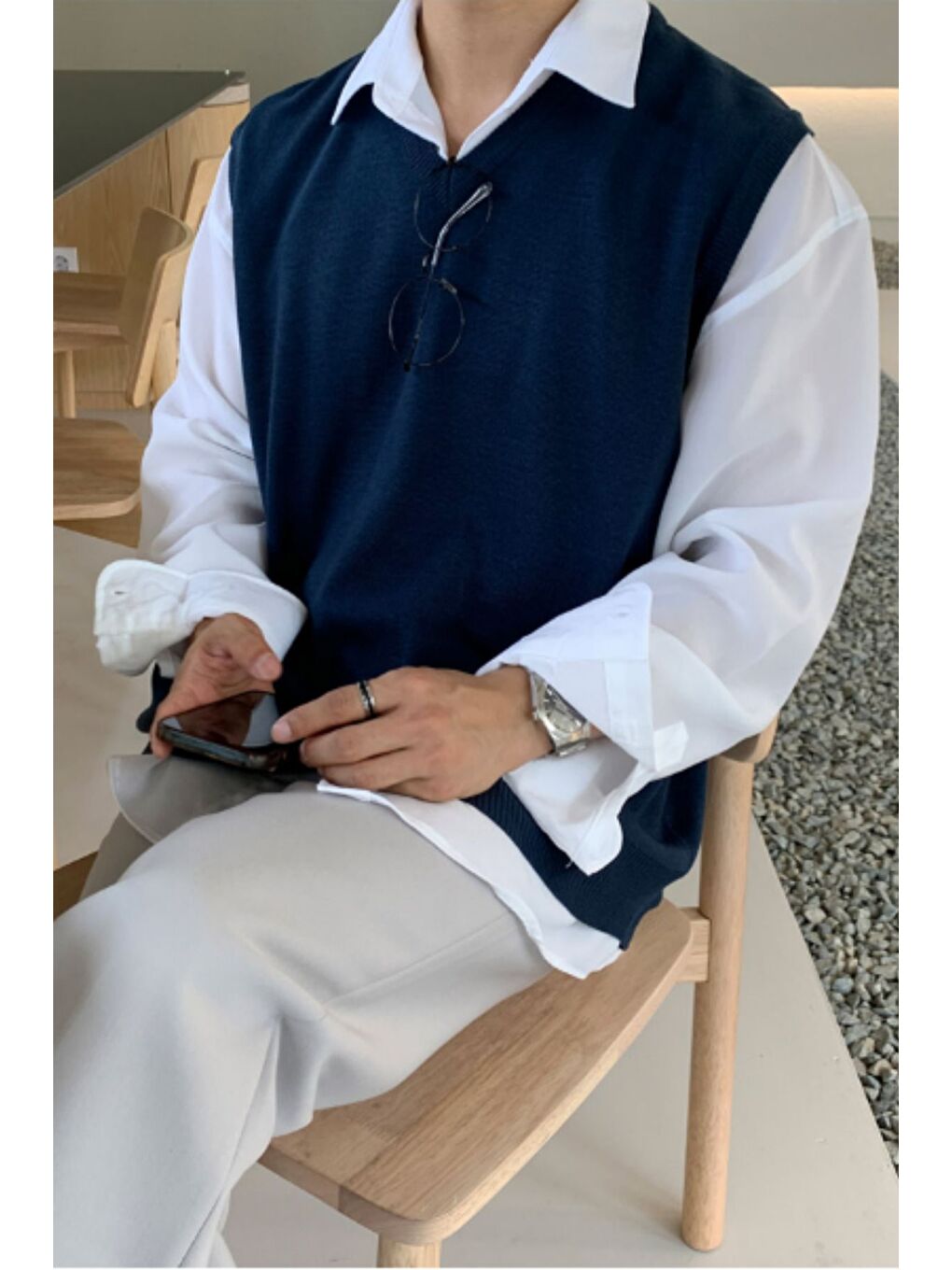 Erkek Lacivert V Yaka Oversize Süveter-2