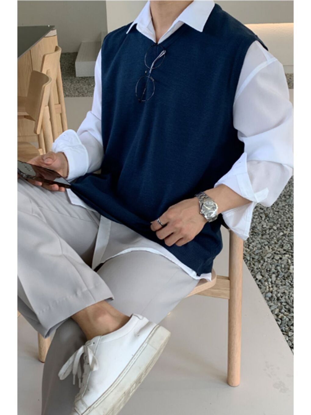 Erkek Lacivert V Yaka Oversize Süveter-3