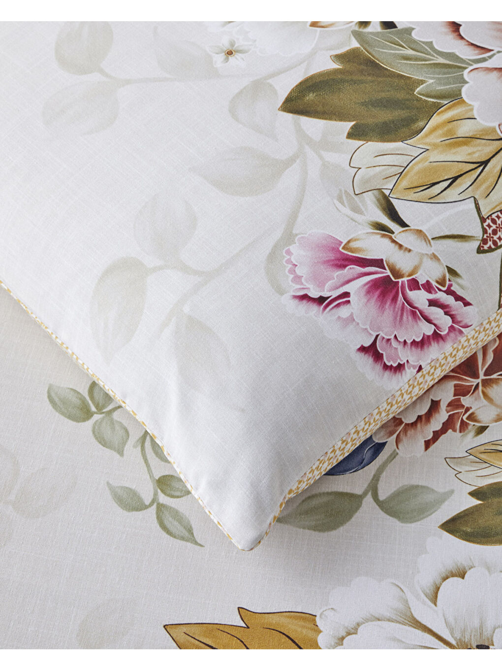 Bloomora Dijital Baskılı Kolay Ütülenir Çift Kişilik Nevresim Takımı 200x220 cm Bej-Sarı-3