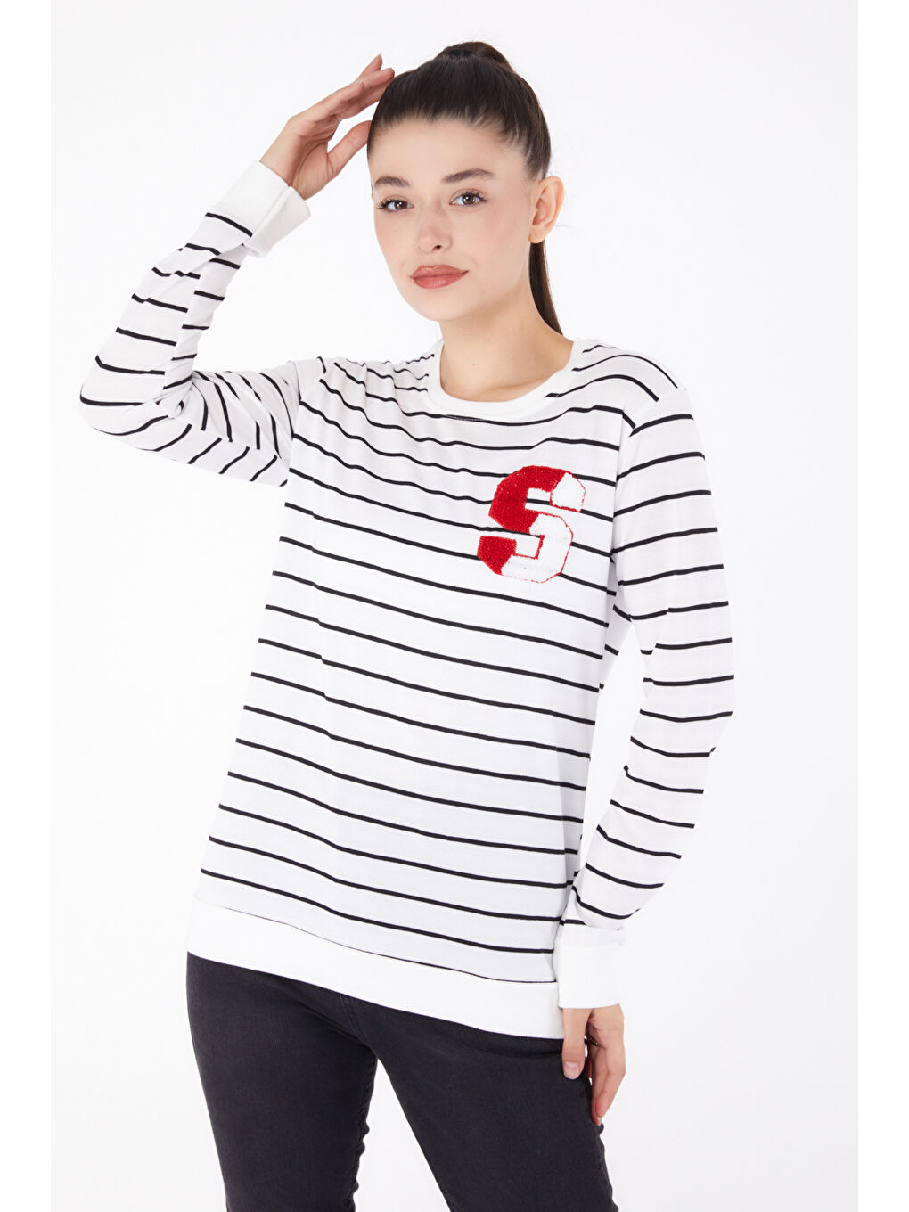 Nakışlı Sweatshirt Beyaz - 26286