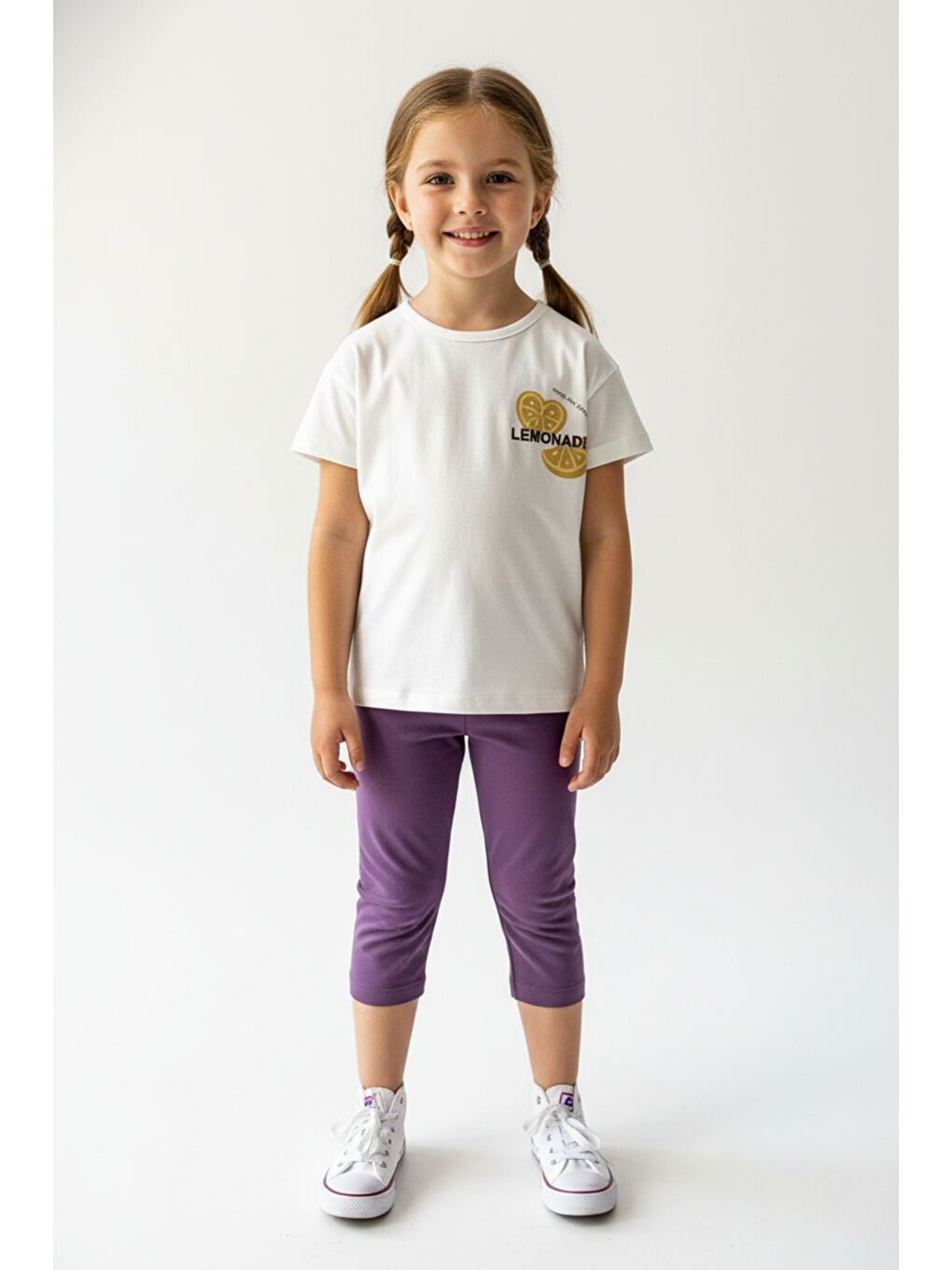 Ekru Kız Çocuk 2'li Kapri Tatylı Takım Bisiklet Yaka Kısa Kollu Baskılı Tişört - Beli Lastikli Kapri Tayt