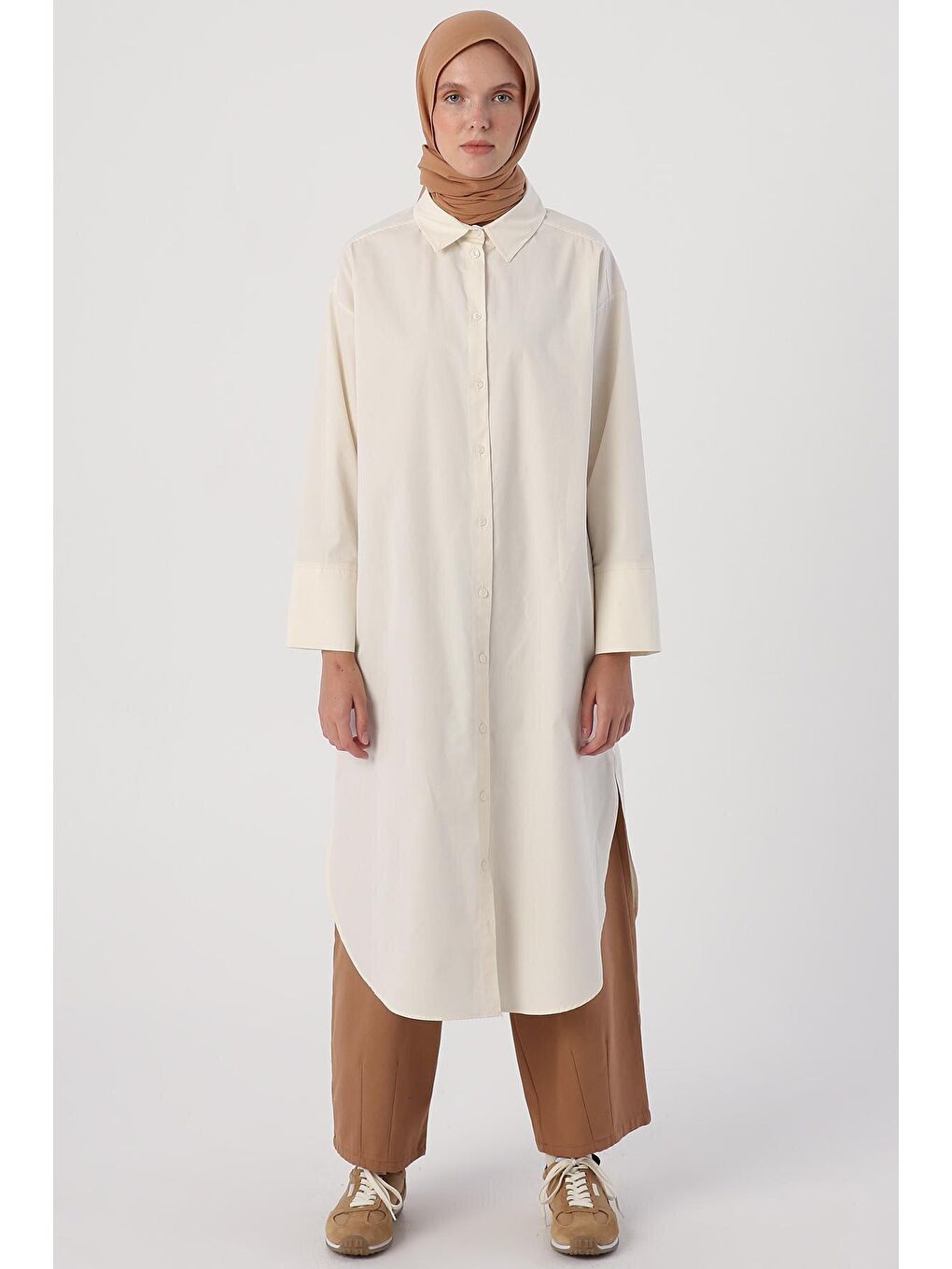 Ekru %100 Pamuk Yırtmaçlı Uzun Gömlek Tunik-1