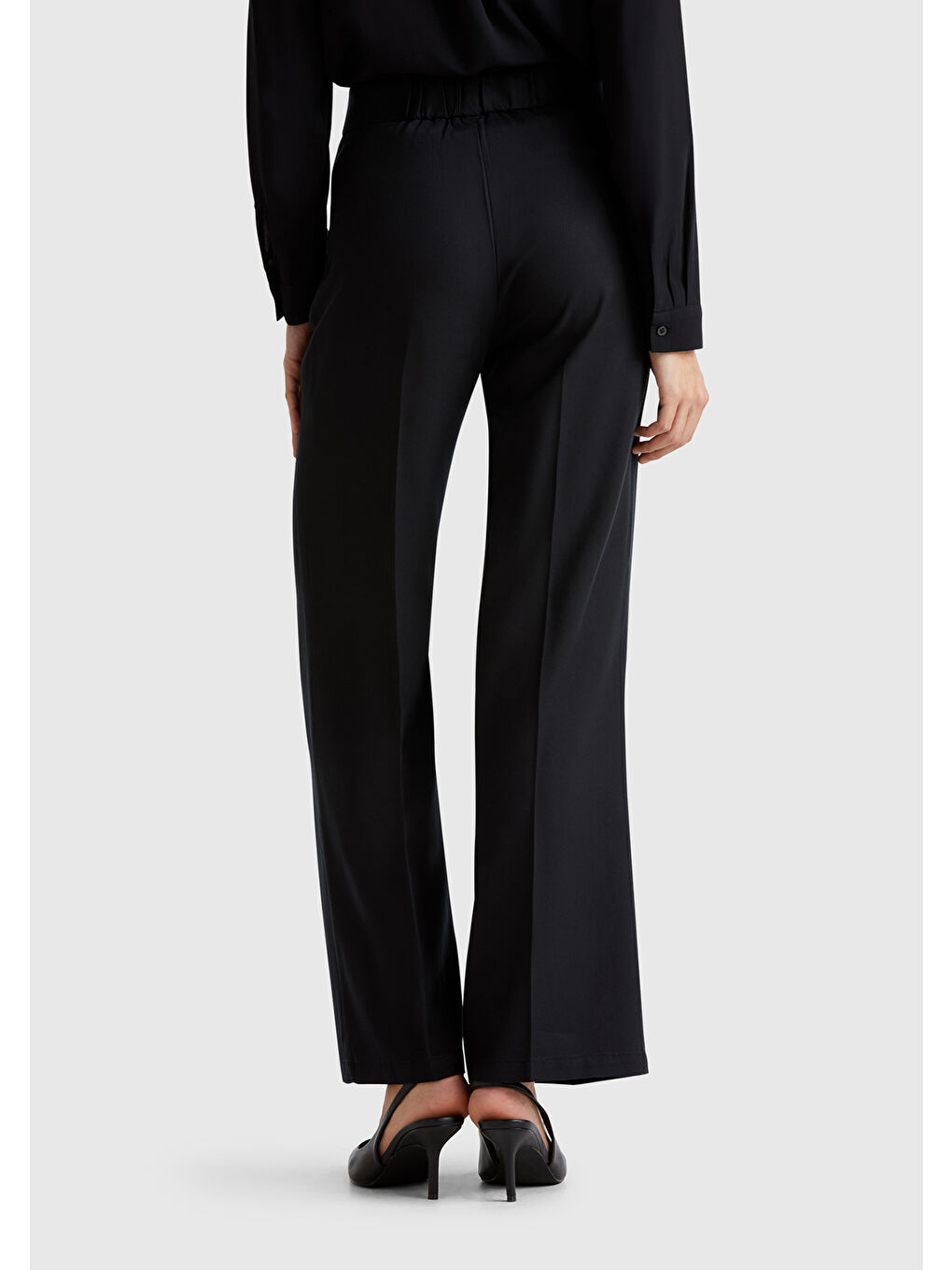 Kadın Siyah %100 Liyosel Beli Lastikli Düz Paça Pantolon-2