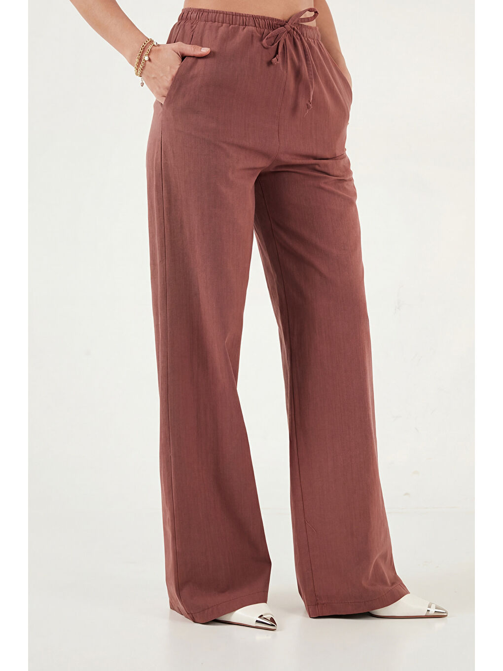 Kahverengi Bağlamalı Yüksek Bel Geniş Paça Rahat Pantolon 6923906-3