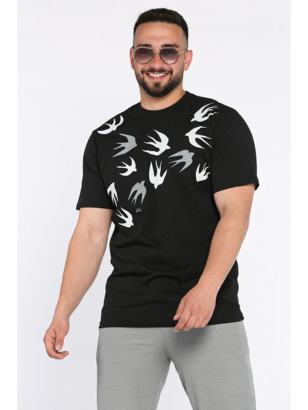 Siyah Erkek Bisiklet Yaka Baskılı Tişört