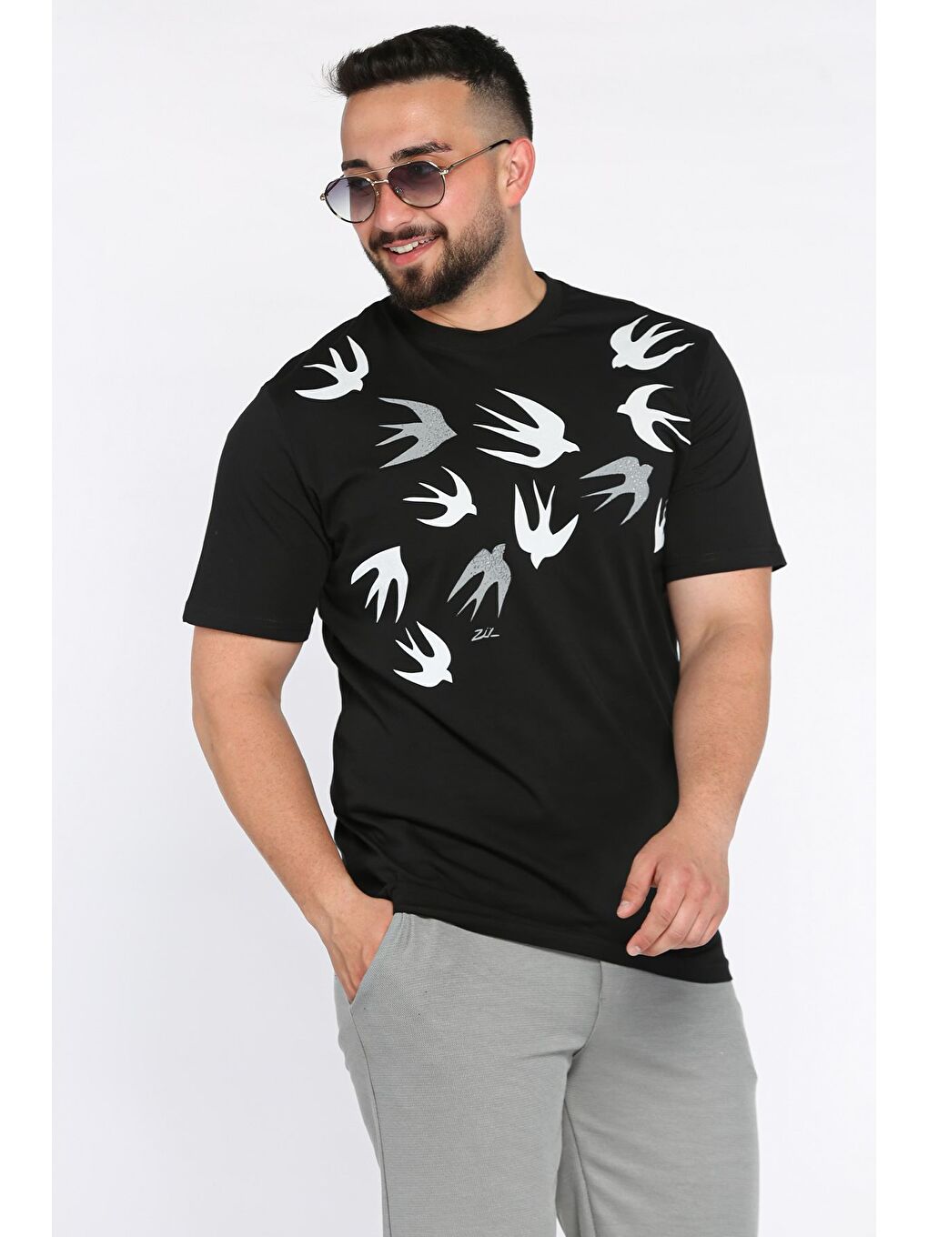 Siyah Erkek Bisiklet Yaka Baskılı Tişört-1