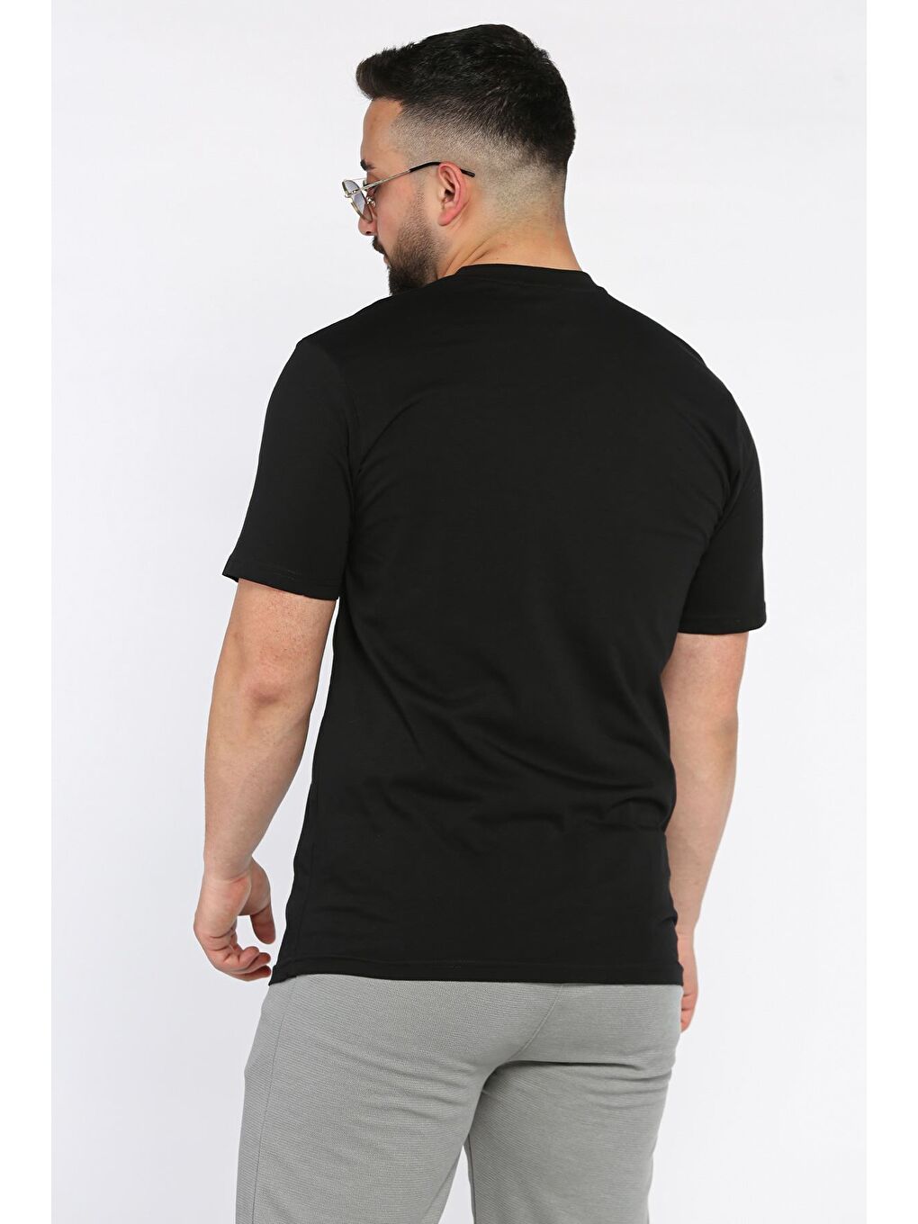 Siyah Erkek Bisiklet Yaka Baskılı Tişört-2