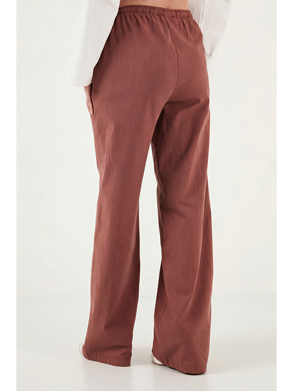 Kahverengi Bağlamalı Yüksek Bel Geniş Paça Rahat Pantolon 6923906-6