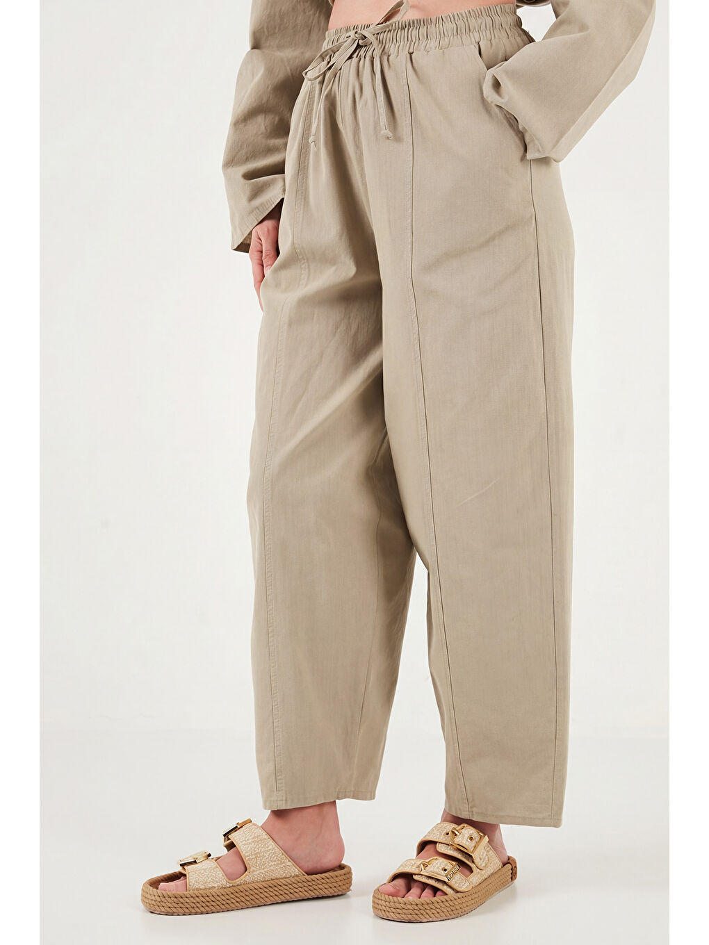 Bej Yüksek Bel Bağlamalı Daralan Paça Rahat Pantolon 6923905-5