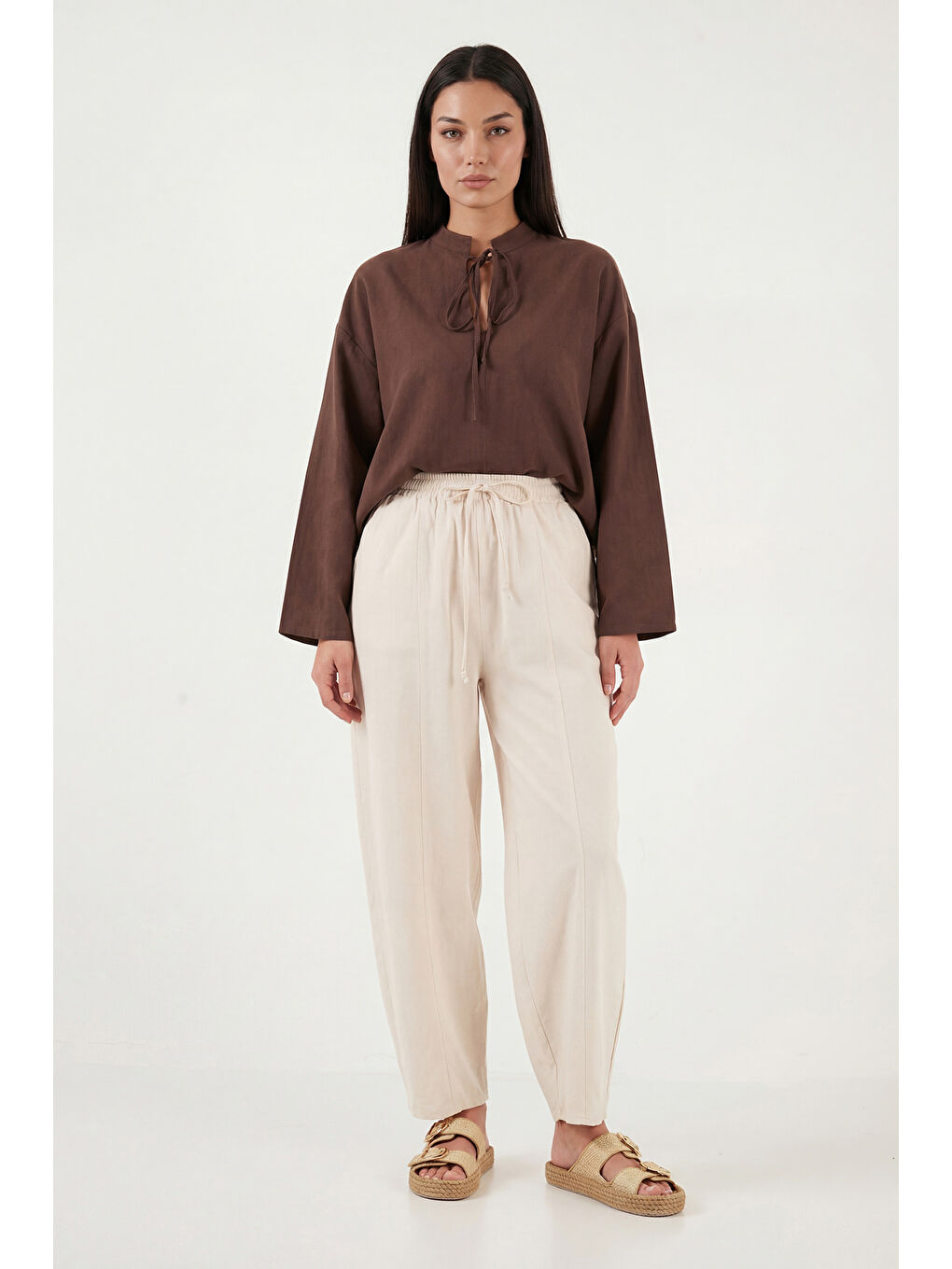 Ekru Yüksek Bel Bağlamalı Daralan Paça Rahat Pantolon 6923905-1