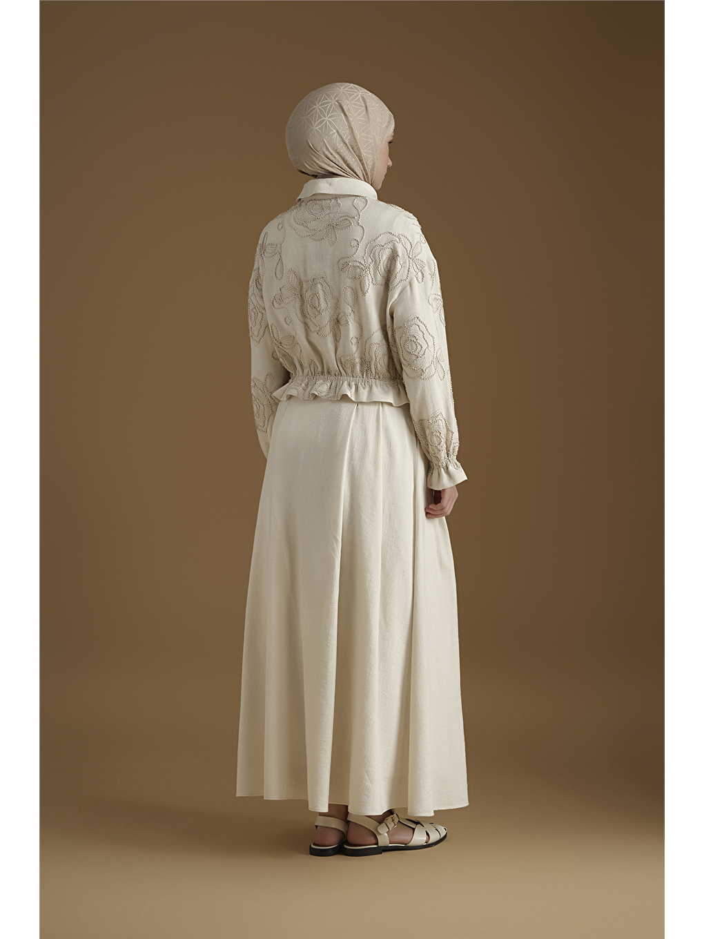 Süzene Nakışlı Takım Ekru-4