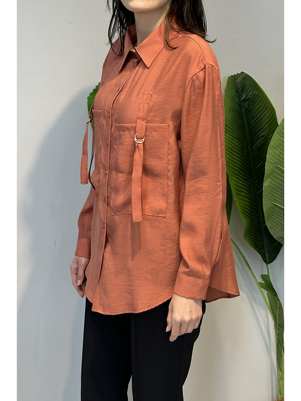 Kahverengi Önden İki Cepli Toka Detaylı Gömlek 191 Kiremit-2