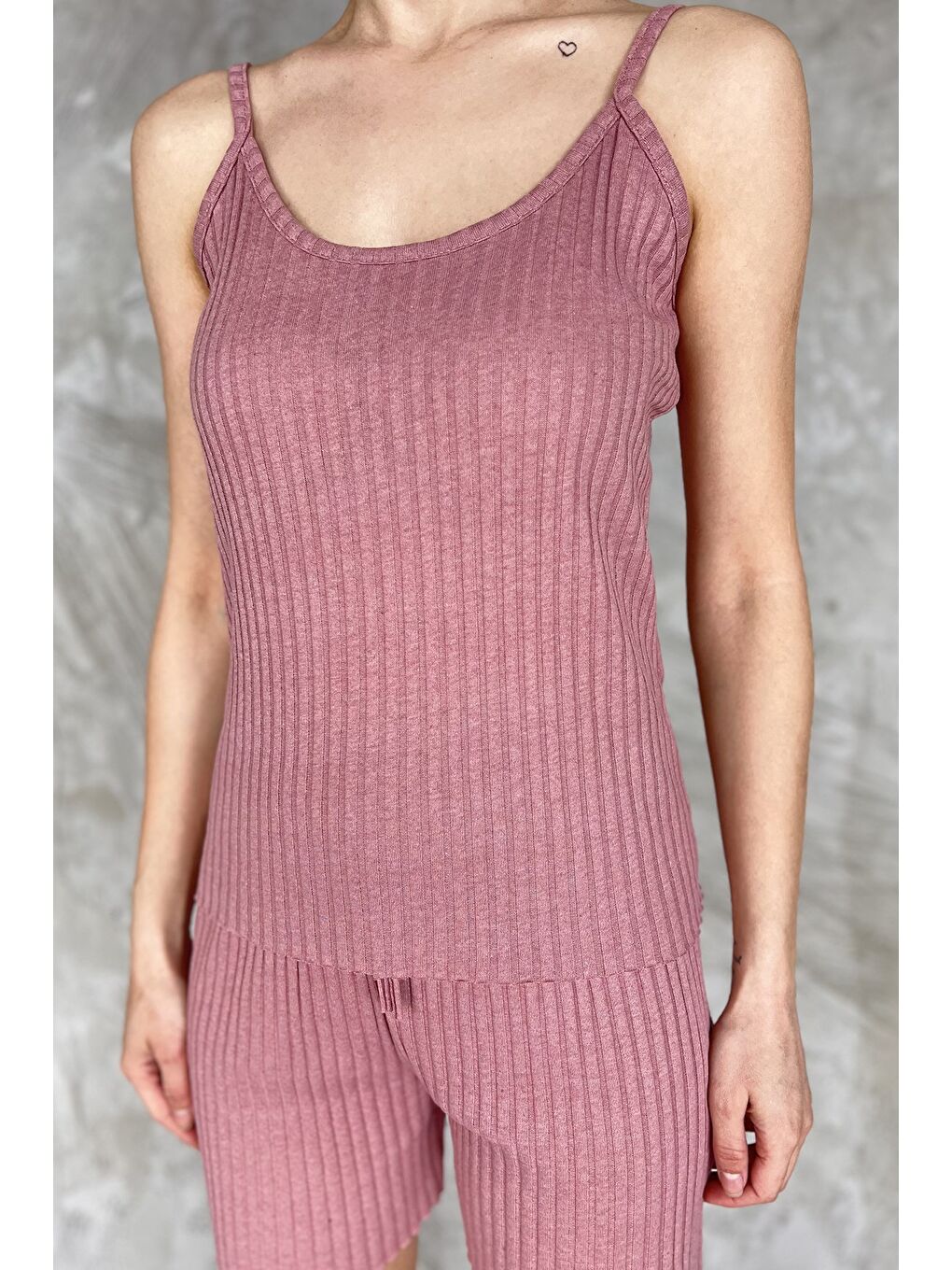 Pembe Kadın Kendinden Çizgi Desenli Şortlu İkili Takım-3