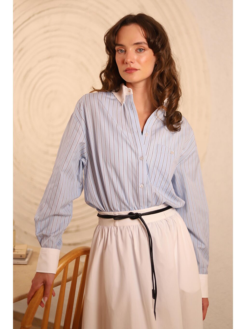 Yaka ve Manşetleri Garnili Gömlek Mavi-1