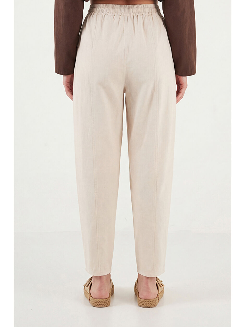 Ekru Yüksek Bel Bağlamalı Daralan Paça Rahat Pantolon 6923905-6