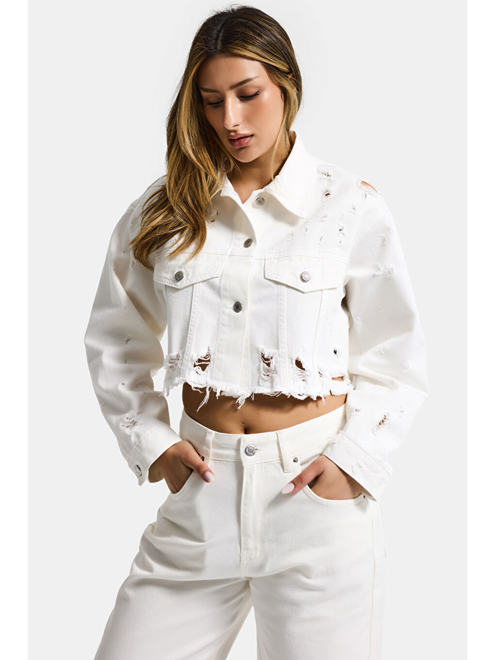 Kadın Kırık Beyaz 15s6-101 Crop Fit Lazer Detaylı Denim Ceket