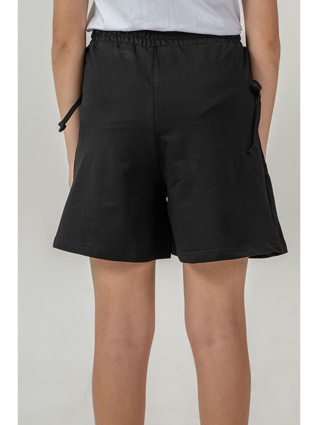 Siyah Life İs Good Baskılı Cepler Fiyonklu Kız Çocuk Şort-3