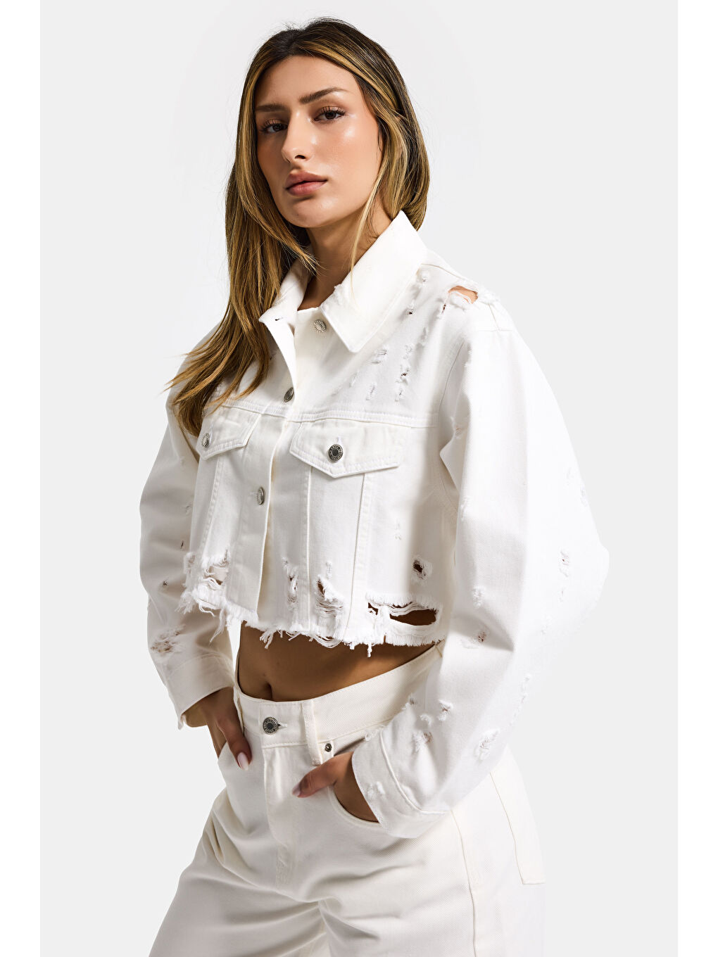 Kadın Kırık Beyaz 15s6-101 Crop Fit Lazer Detaylı Denim Ceket-3