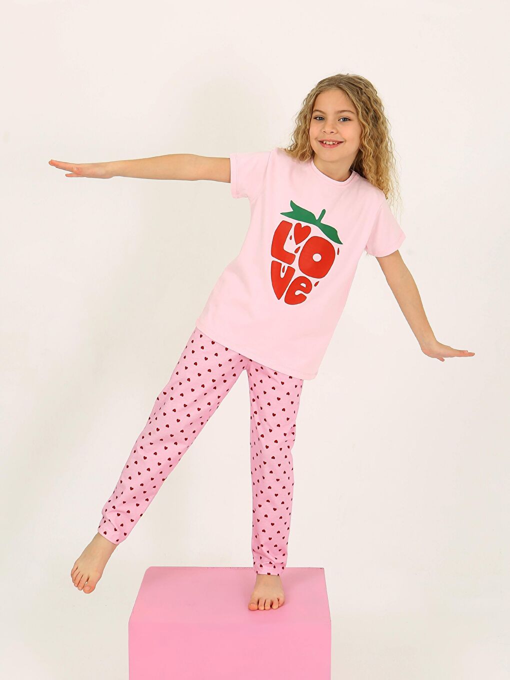 Pembe Kız Çocuk Kısa Kollu %100 Pamuklu Pijama Takımı Cute Love