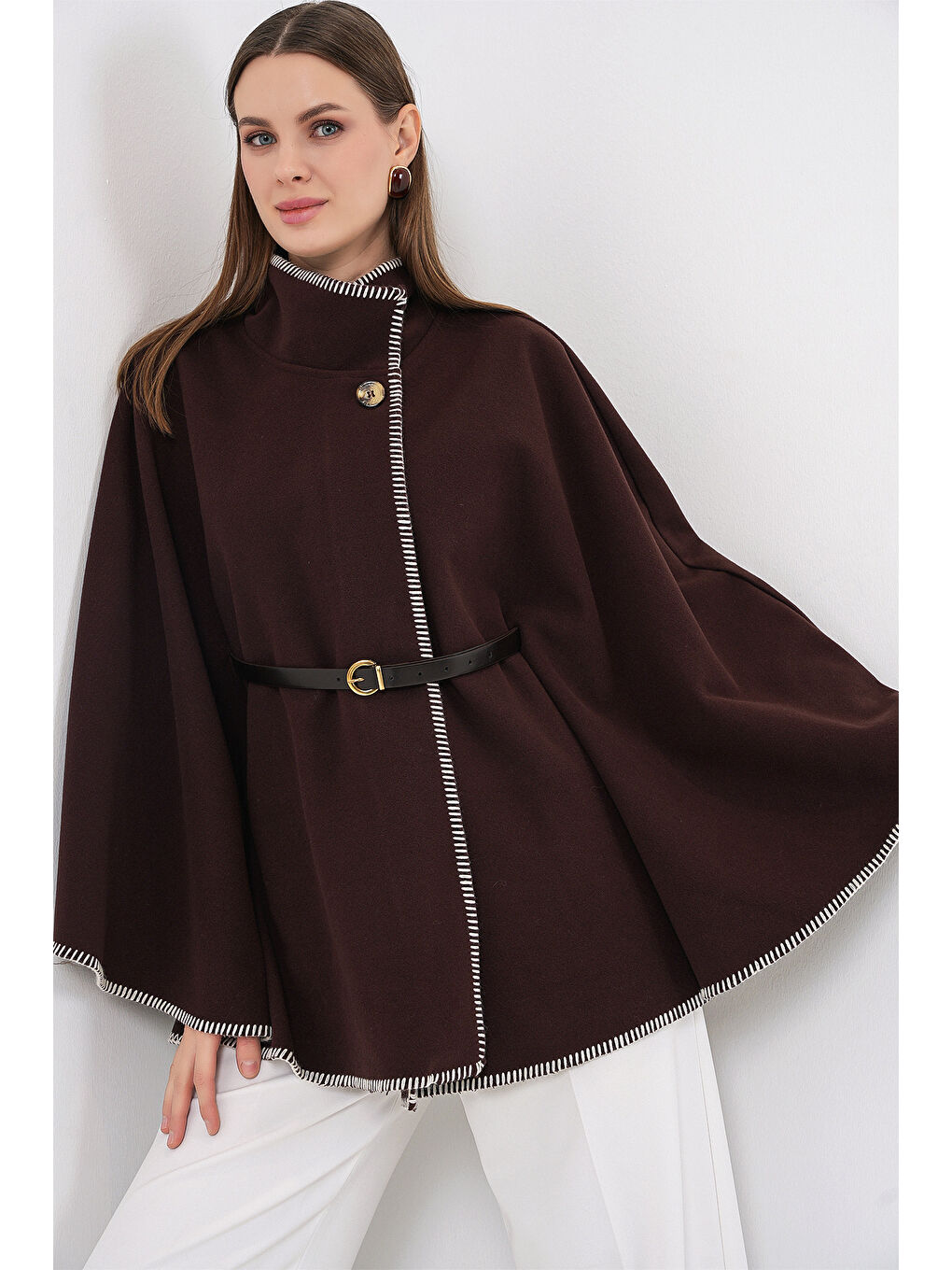 Kadın Dikiş Detaylı Kaşe Panço 9166 - Kahverengi