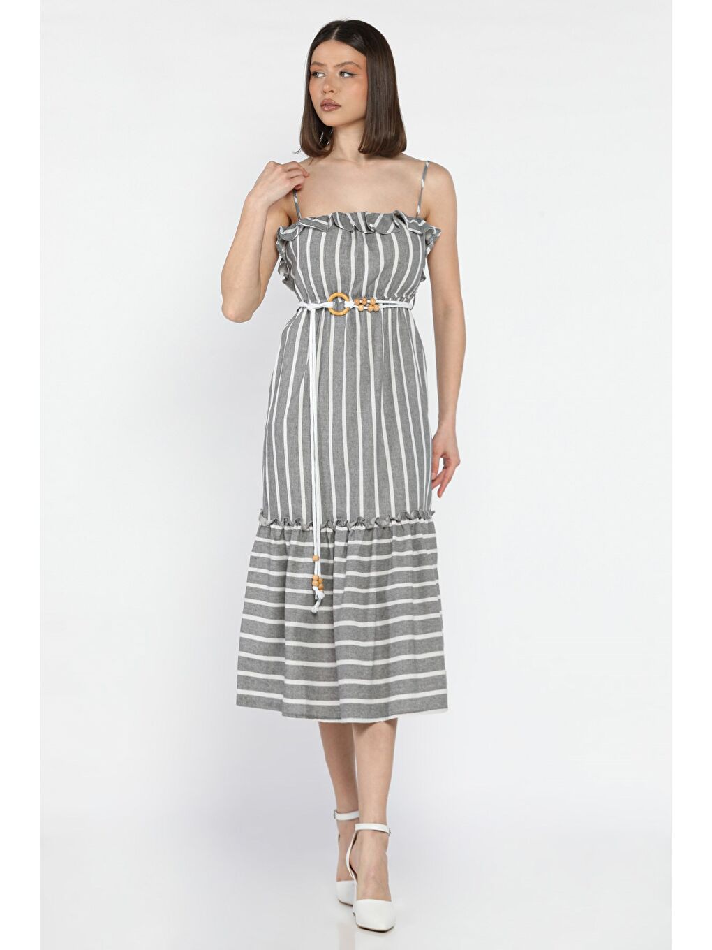 Gri Kadın Ayarlanabilir Askılı Fırfırlı Hasır Kemerli Çizgi Desenli Elbise-1