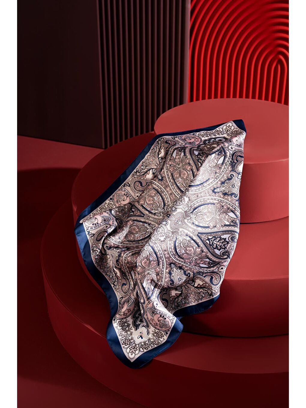 Lacivert Kadın Etnik Desenli 55*55 cm Bandana & Fular