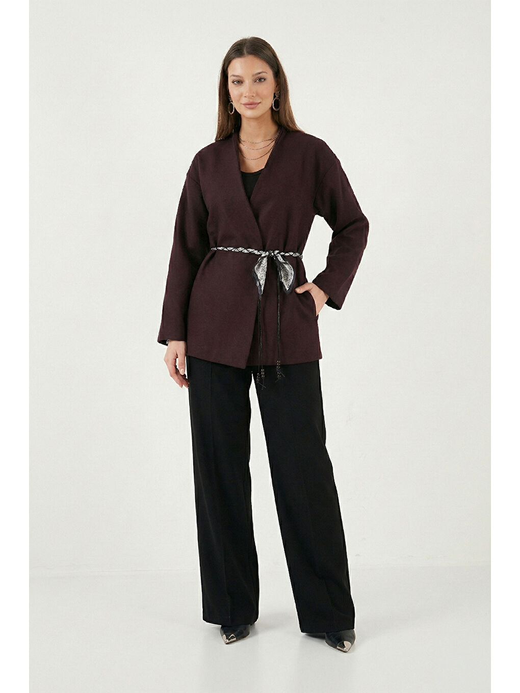 Mürdüm Regular Fit Kruvaze Yaka Fular Kemerli Kadın Blazer Ceket 6927673-2