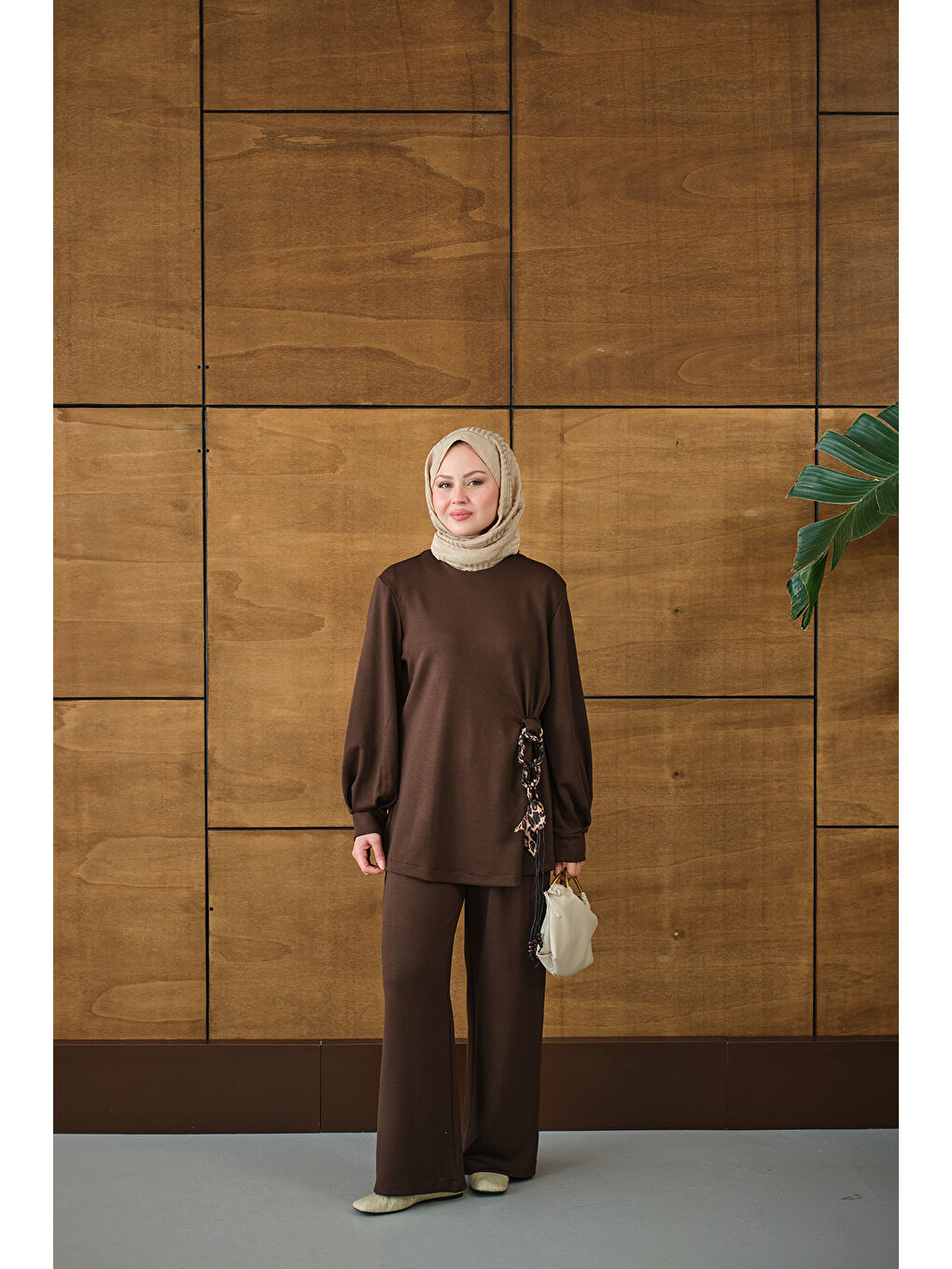 Kadın Kemeri Desenli Takım Kahverengi-2