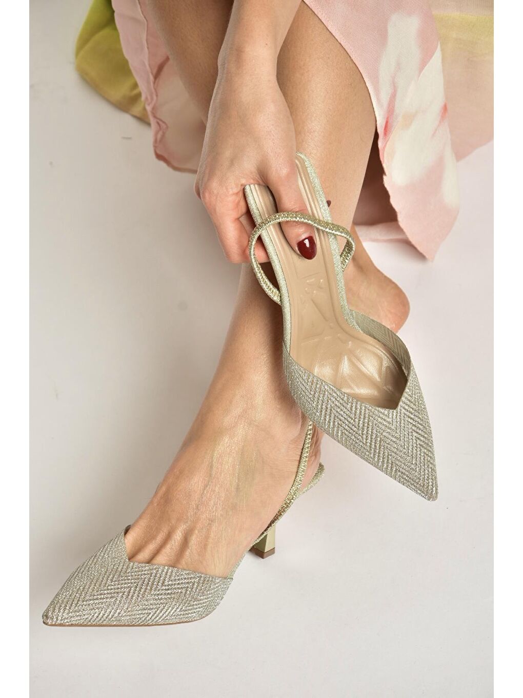 Sarı Altın Kadın Topuklu Ayakkabı Y820444214-1