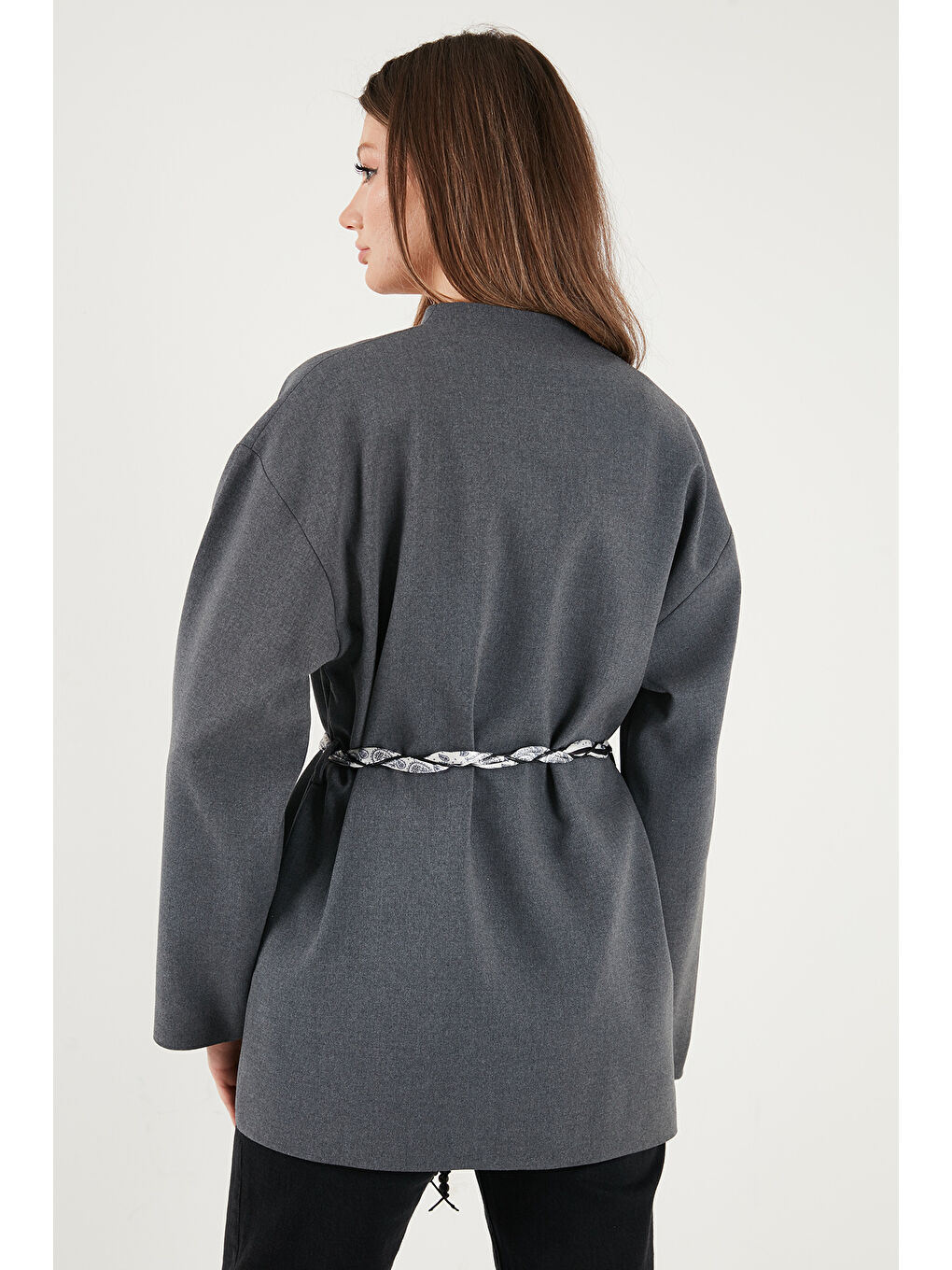 Antrasit Regular Fit Kruvaze Yaka Fular Kemerli Kadın Blazer Ceket 6927673-5
