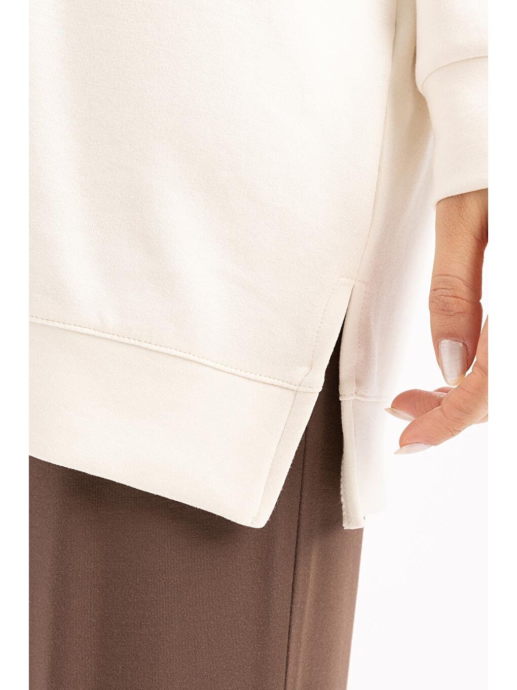 Ekru-Bisiklet Yaka Reglan Kol Sweat-4