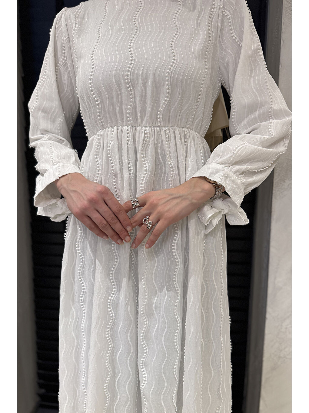 Ekru Kadın Bisiklet Yaka Bilek Bağlamalı Tesettür Fistolu Elbise-5