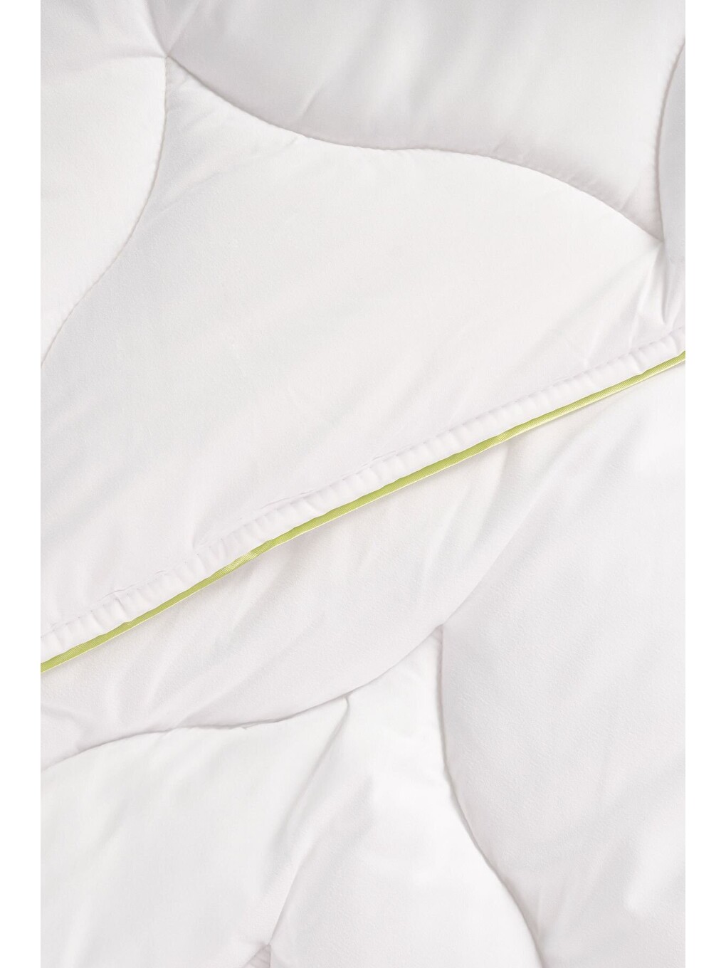 Beyaz Lovera Aloeveralı Yorgan 215x235cm-5