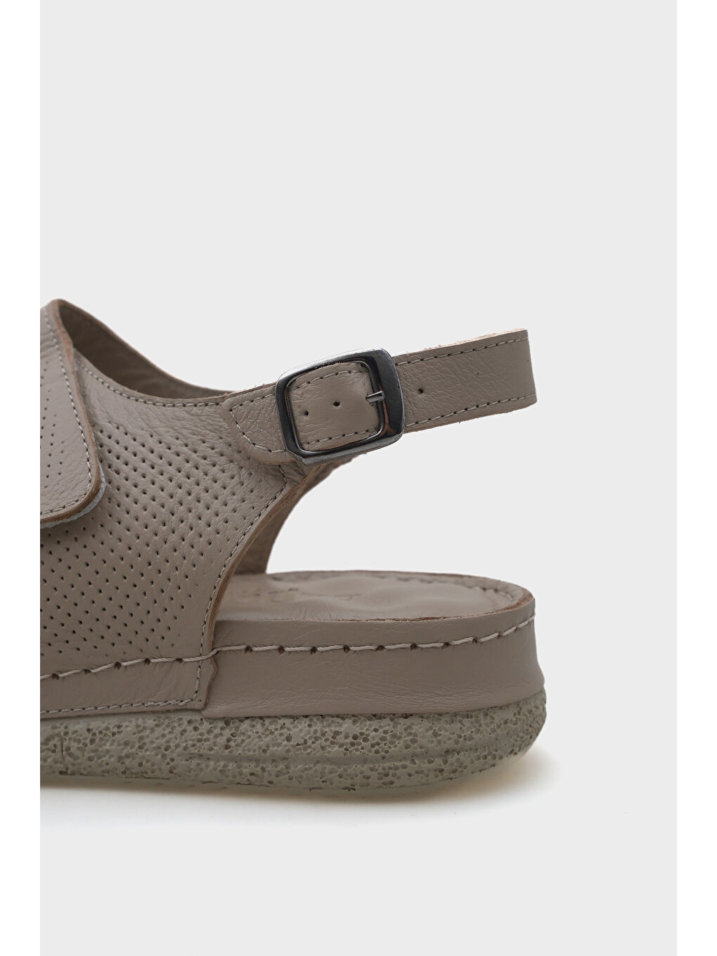 Bej Ember Cırtlı Deri Konfor Anatomik Kadın Sandalet-3