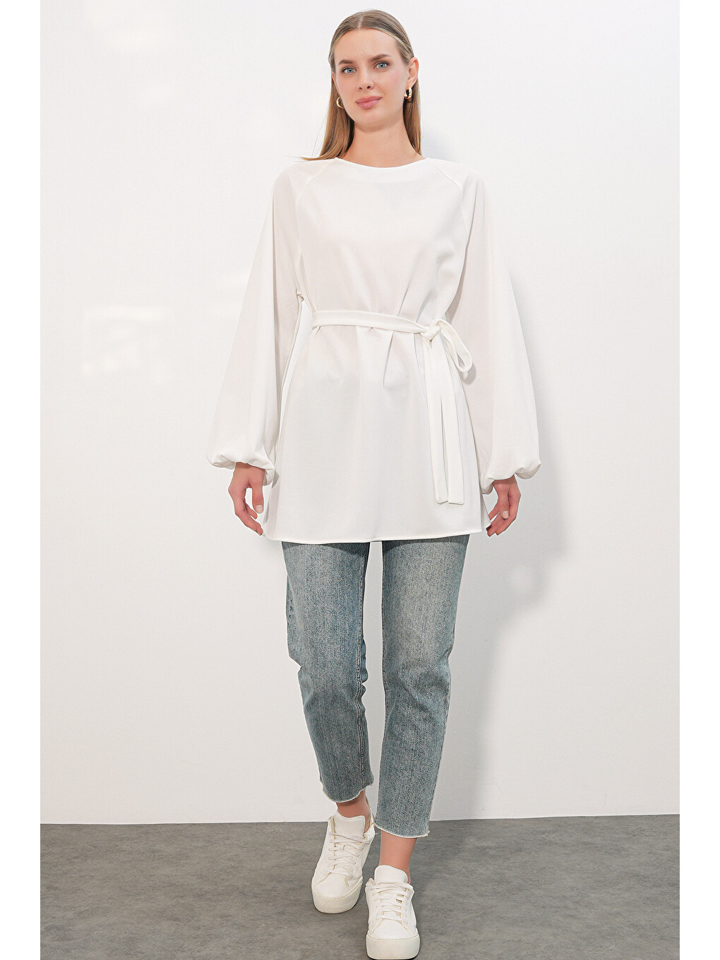Kadın Çizgili Bağcıklı Oversize Tunik 50009 - Beyaz-1