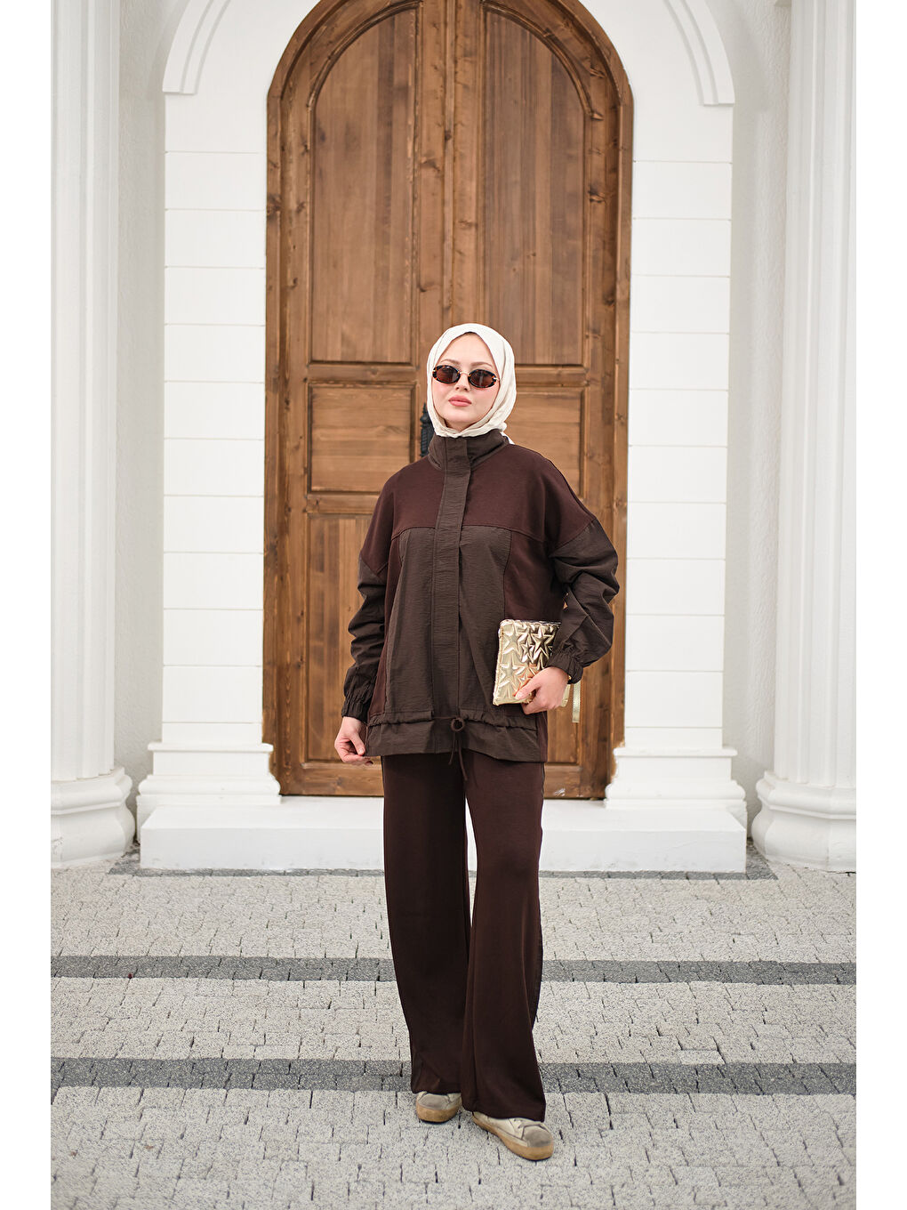 Kadın Garni Detaylı Bağcıklı Takım Kahverengi-3