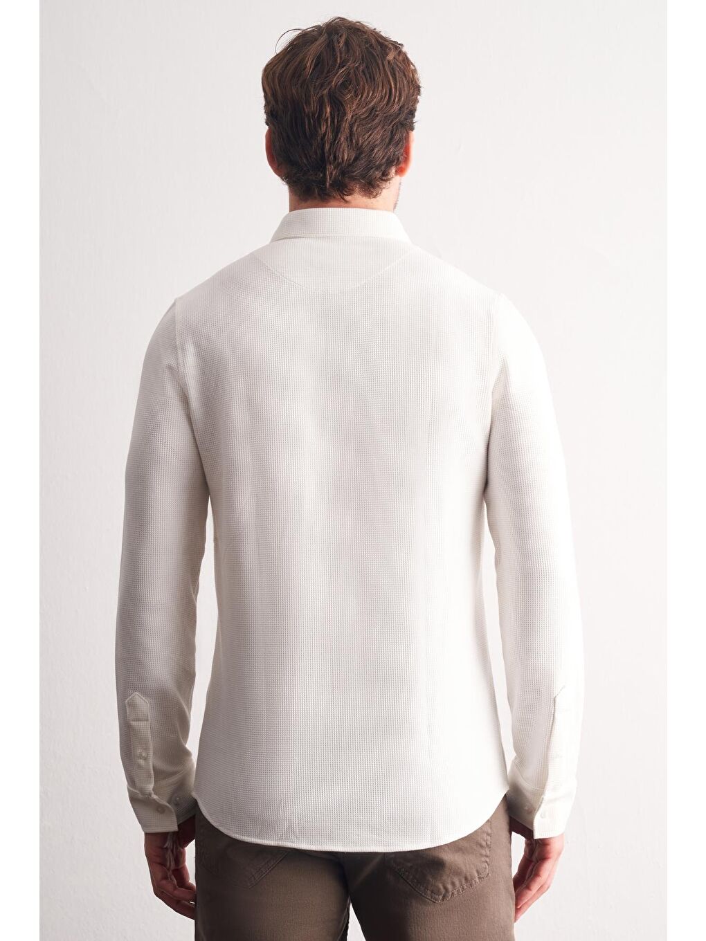 Beyaz Smart Düğmeli Yaka Uzun Kol Cepsiz Slim Fit Casual Gömlek 1004255167-4