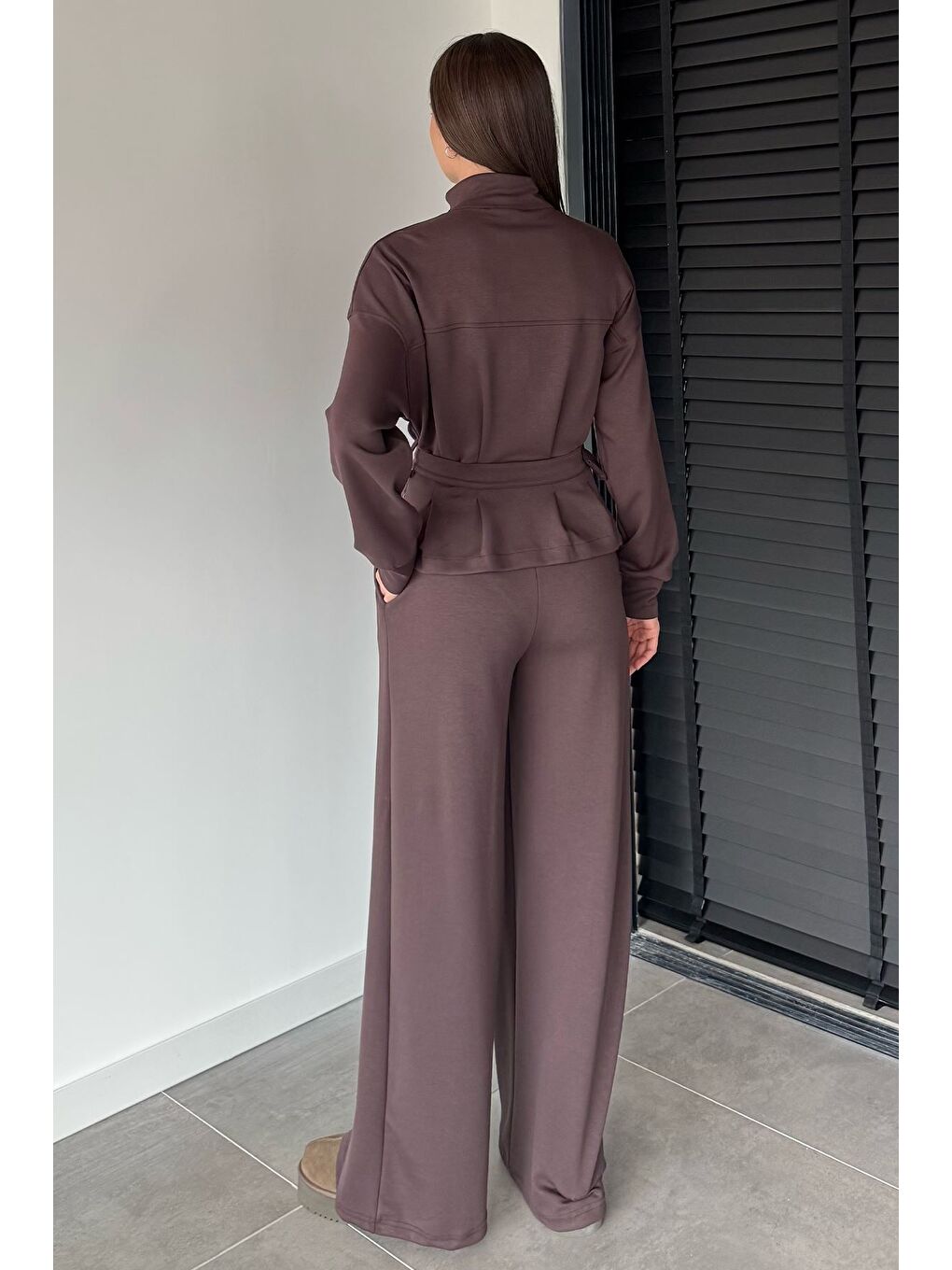 Kahverengi Kadın Kemer Detaylı Ceket Bel Lastikli Pantolon İkili Takım-4